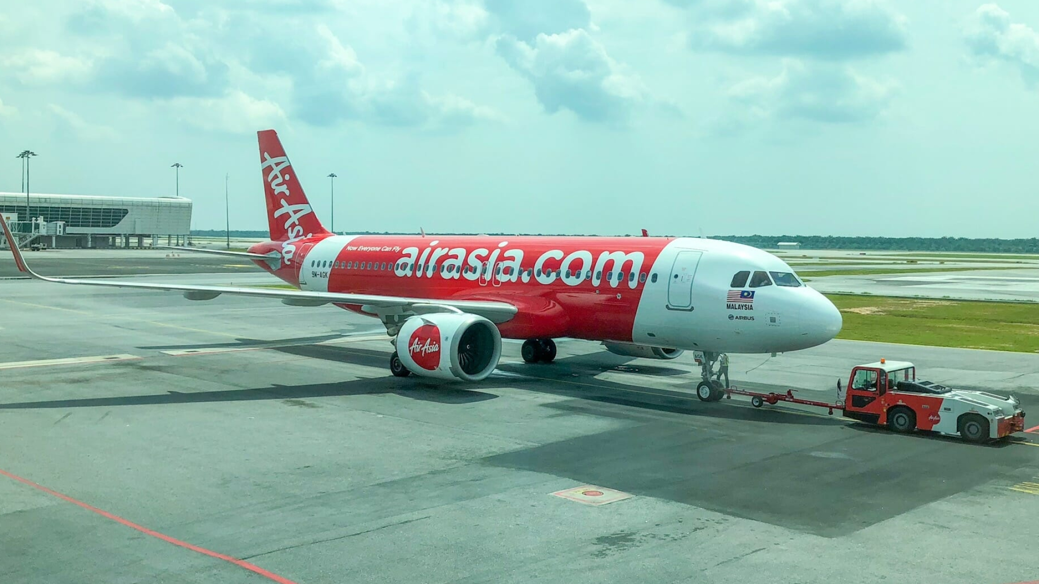 AirAsia, Travels, Big sale, Promo seats, 2050x1160 HD Desktop