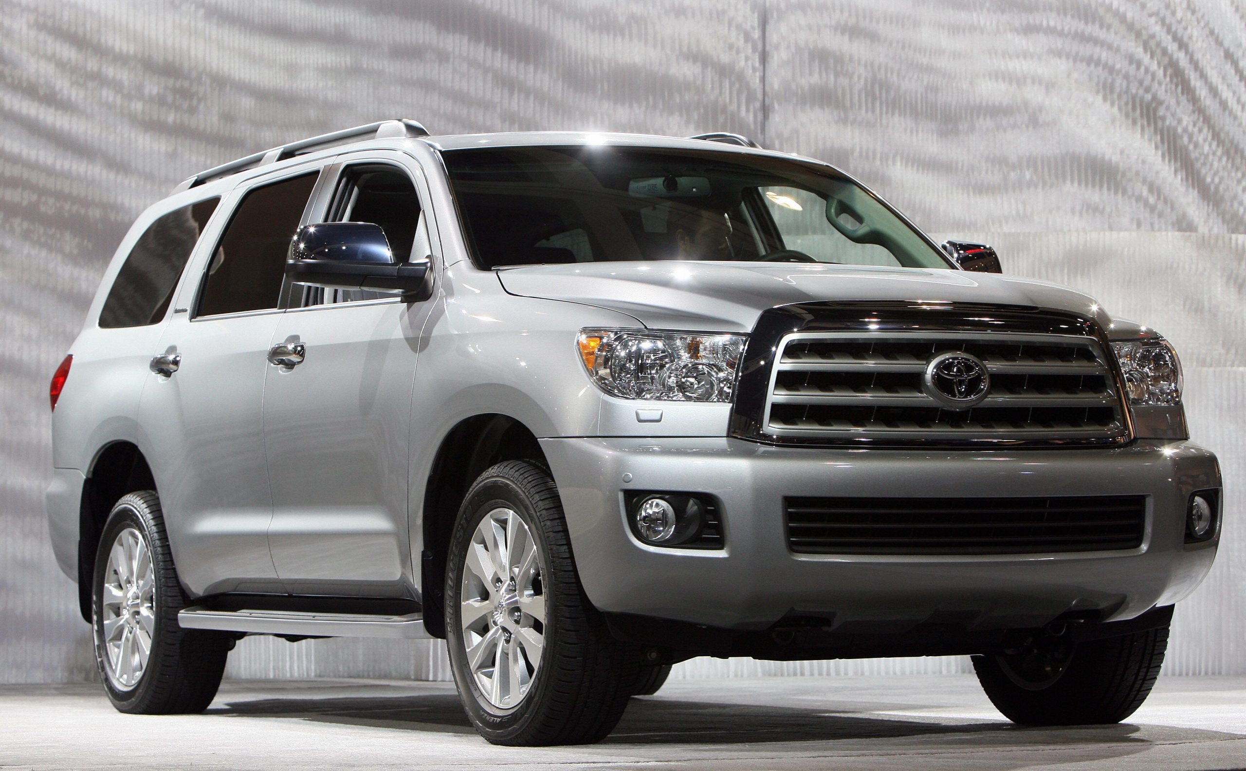Toyota Sequoia, Model years to avoid, Smart purchasing choices, 2560x1590 HD Desktop