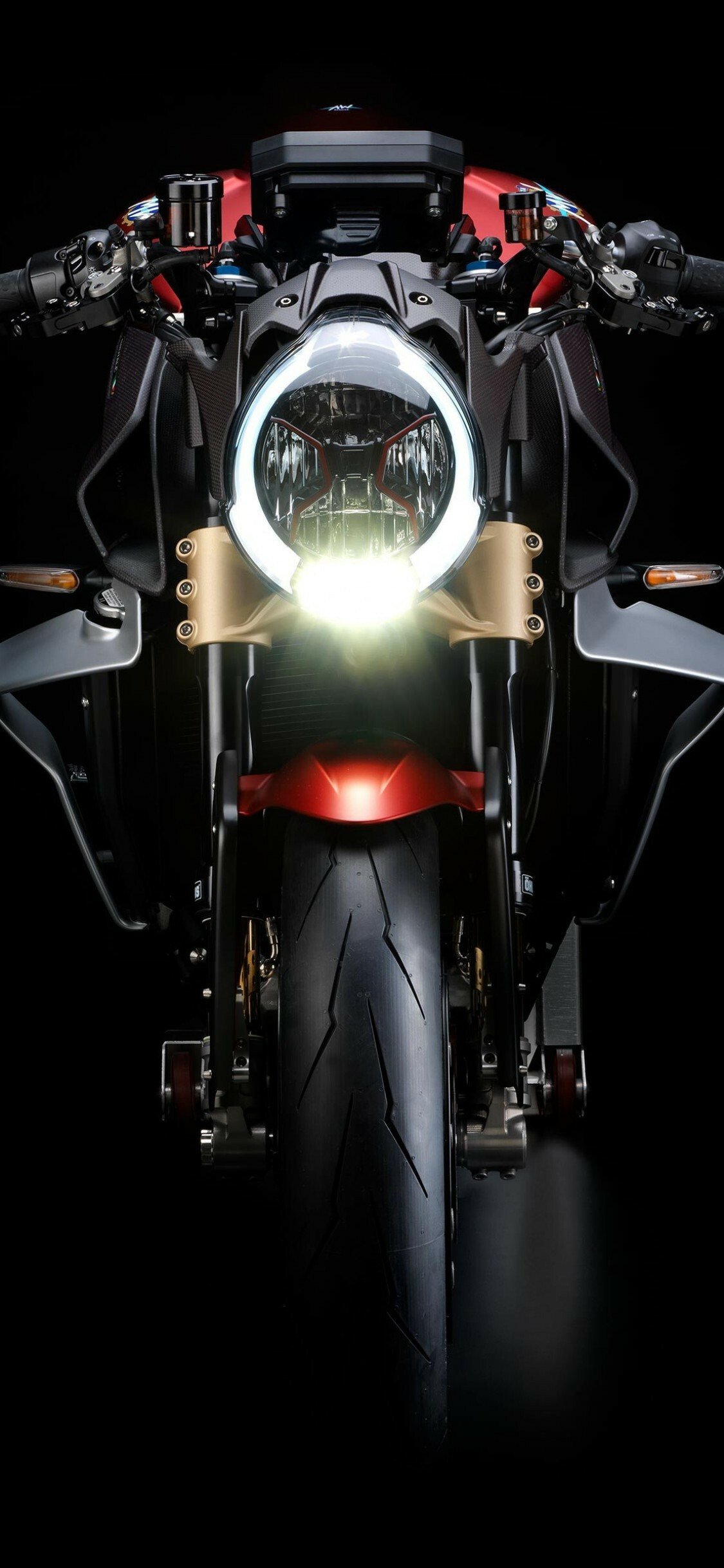 MV Agusta: Brutale 1000 Serie Oro, All-out hyper naked model, The maximum power is increased to 212 hp. 1130x2440 HD Background.