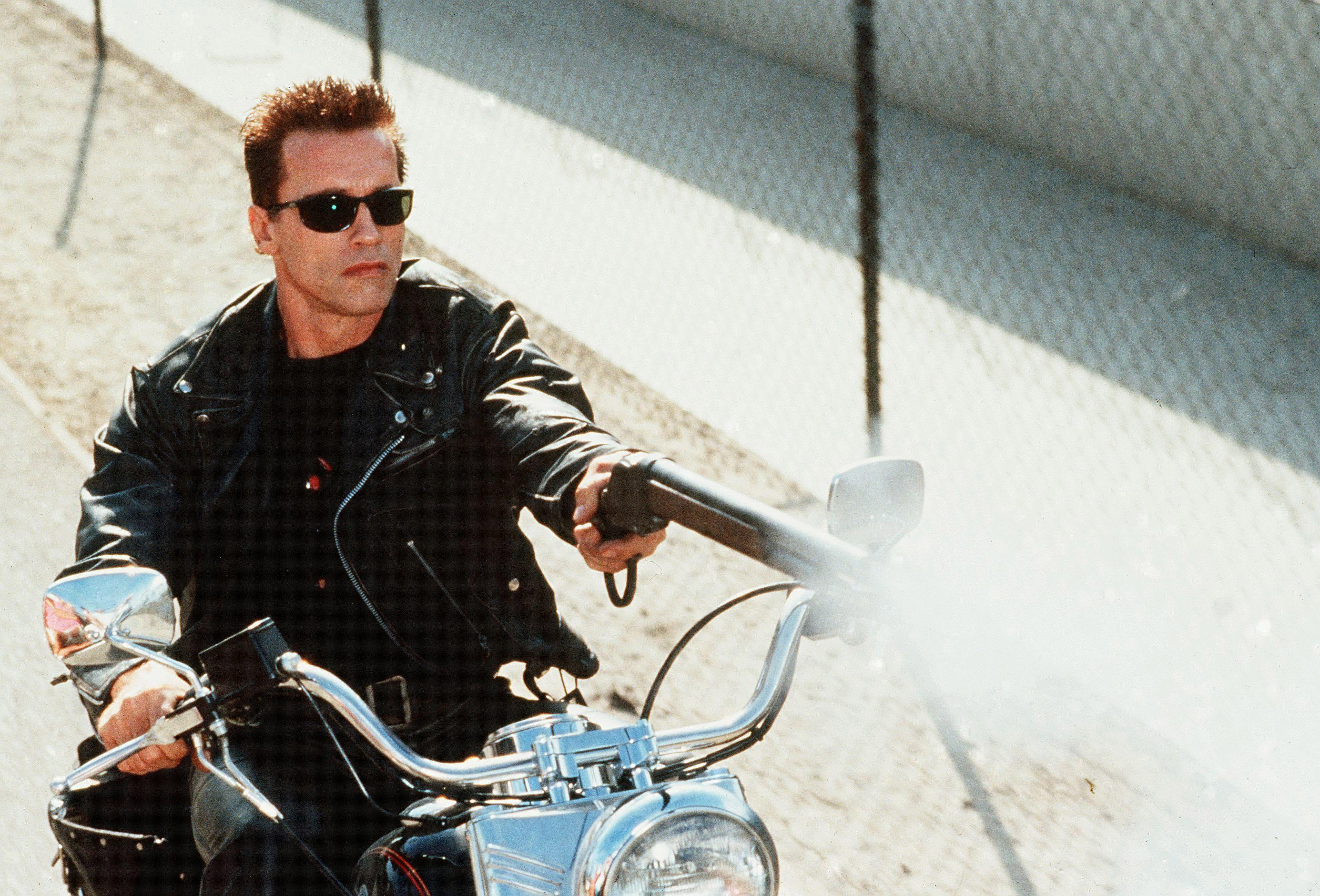 Terminator 2, Schwarzenegger, Action-packed movie, Classic sci-fi, 2770x1880 HD Desktop