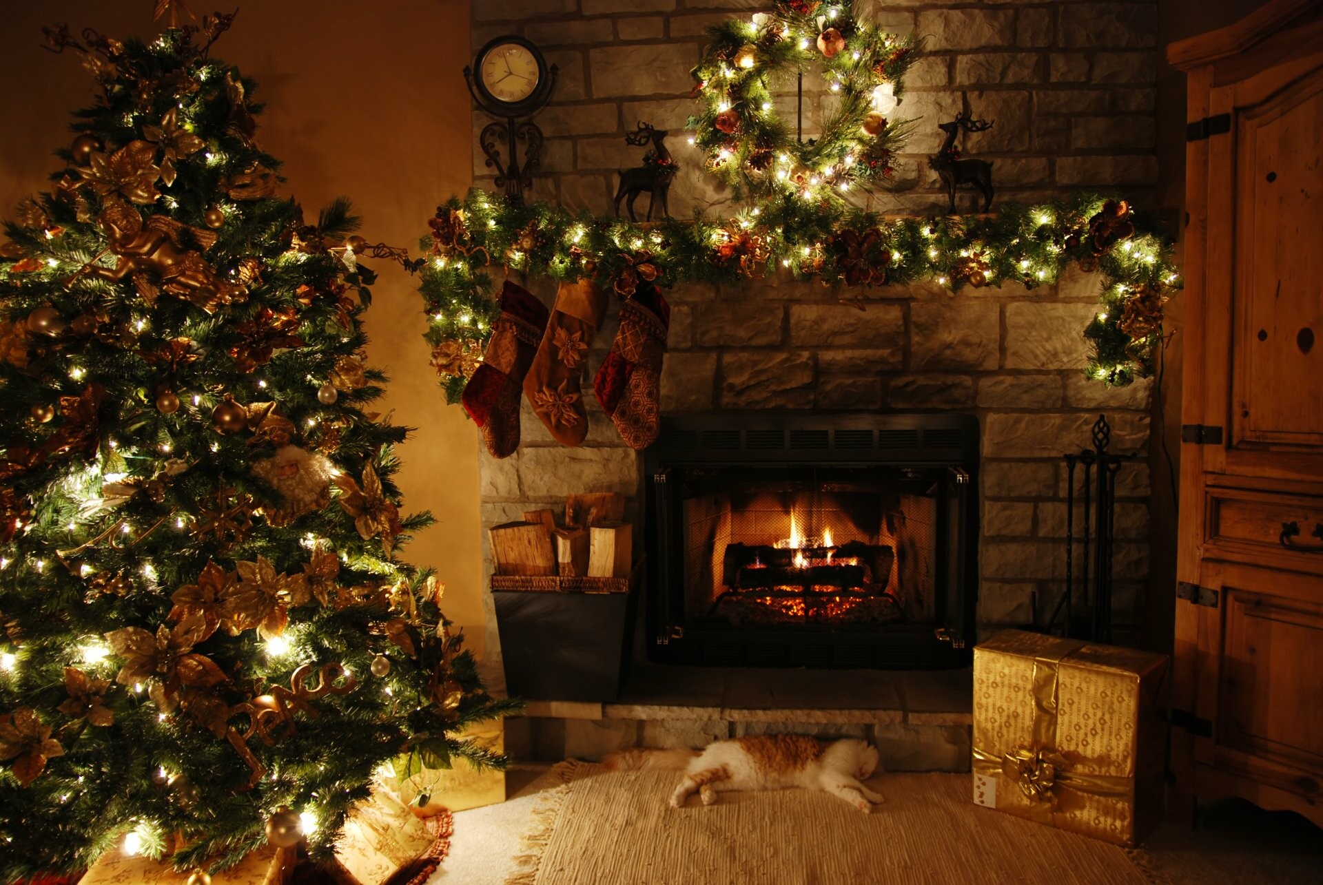 Christmas Fireplace: Living room, Cozy atmosphere, Hearth. 1920x1290 HD Wallpaper.