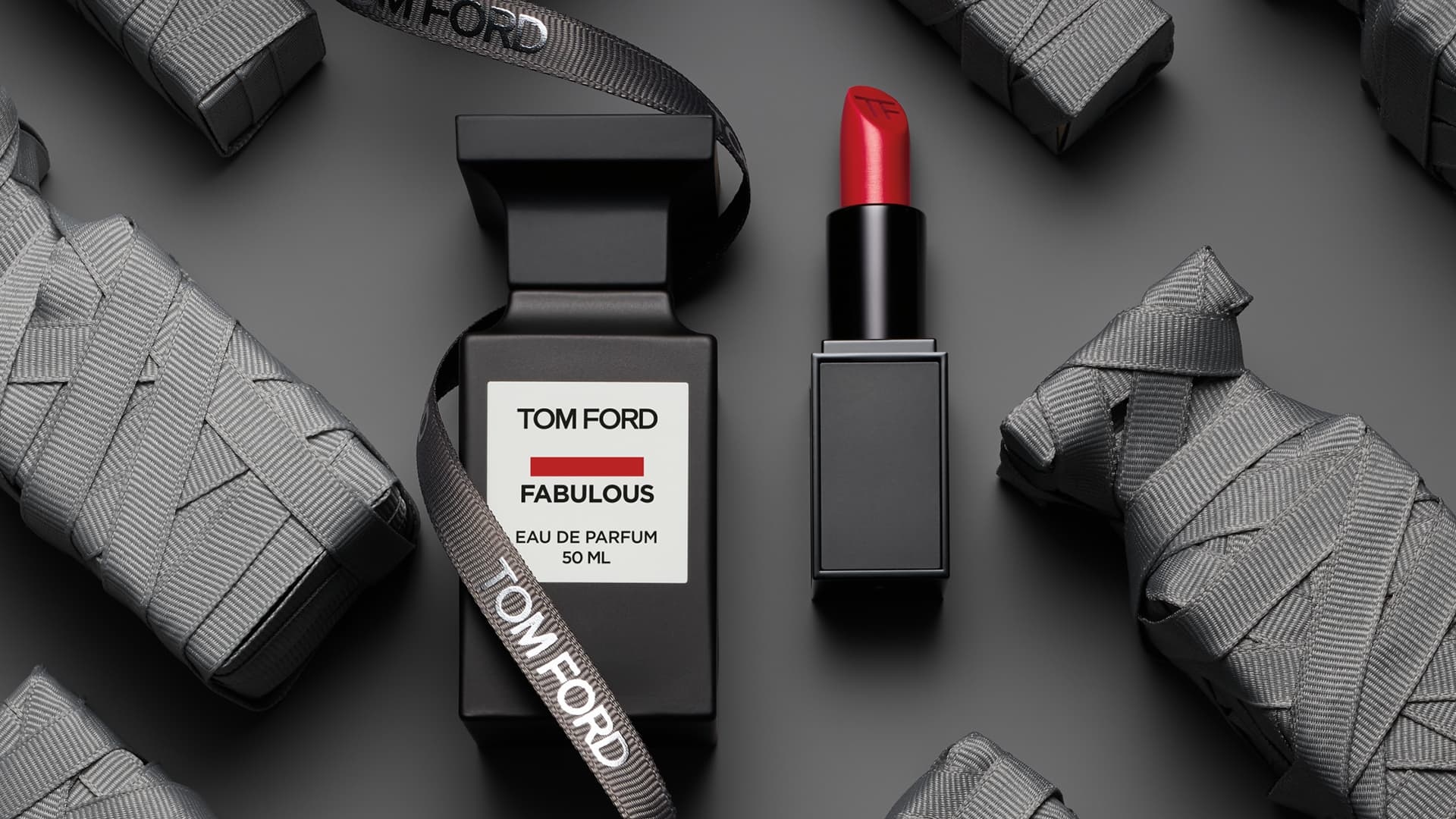 Tom Ford: Worked as a design assistant for Cathy Hardwick. 1920x1080 Full HD Wallpaper.