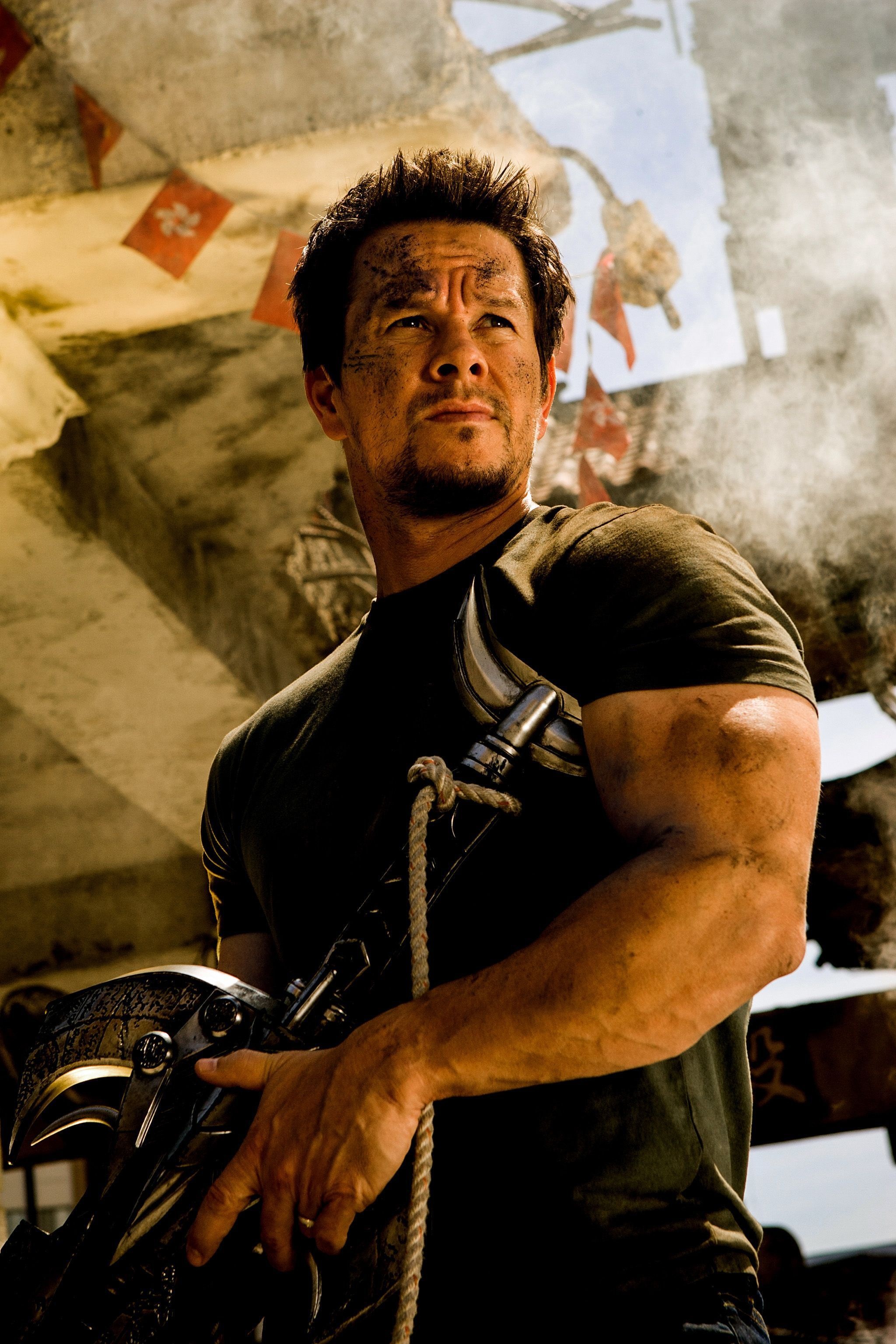 Mark Wahlberg, Top Free, Backgrounds, Wallpapers, 2050x3080 HD Phone