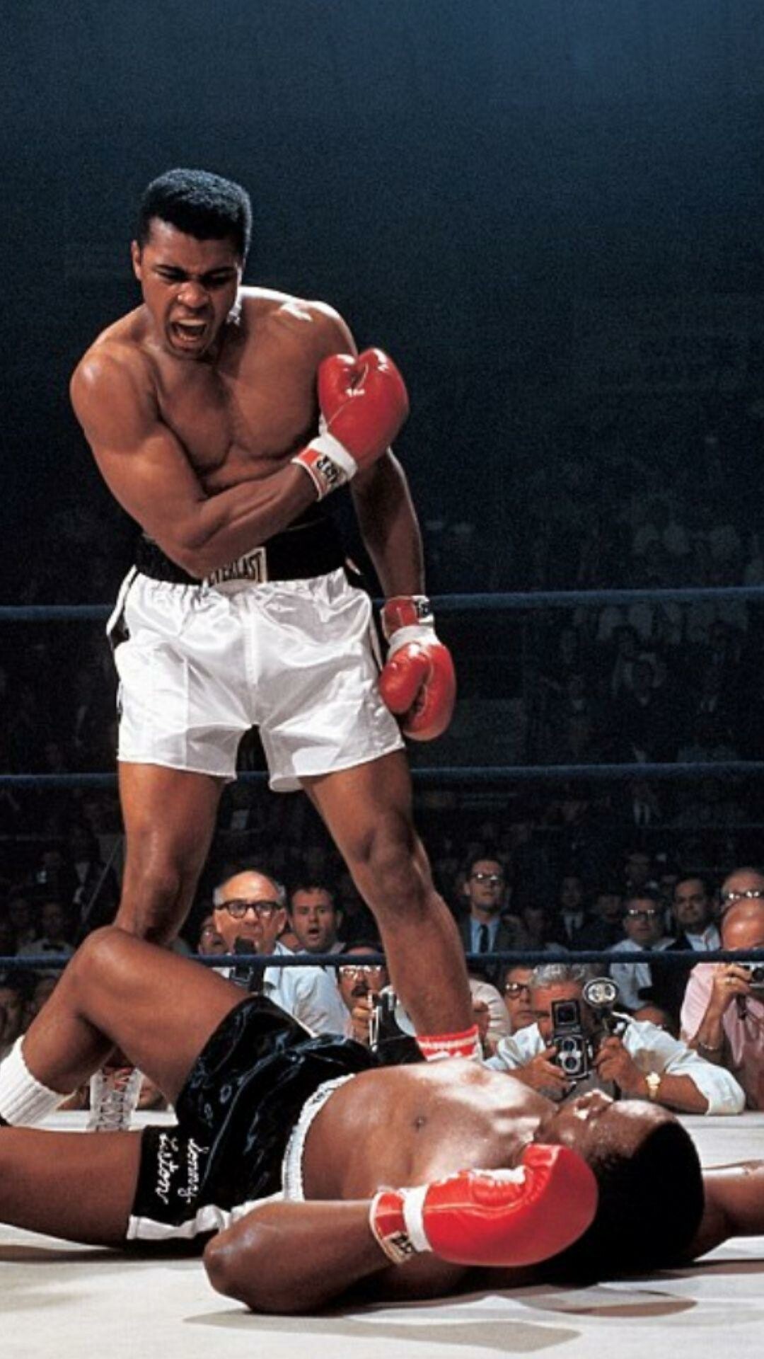 Muhammad Ali: He defended his title against Sonny Liston on May 25, 1965, in Lewiston, Maine. 1080x1920 Full HD Wallpaper.