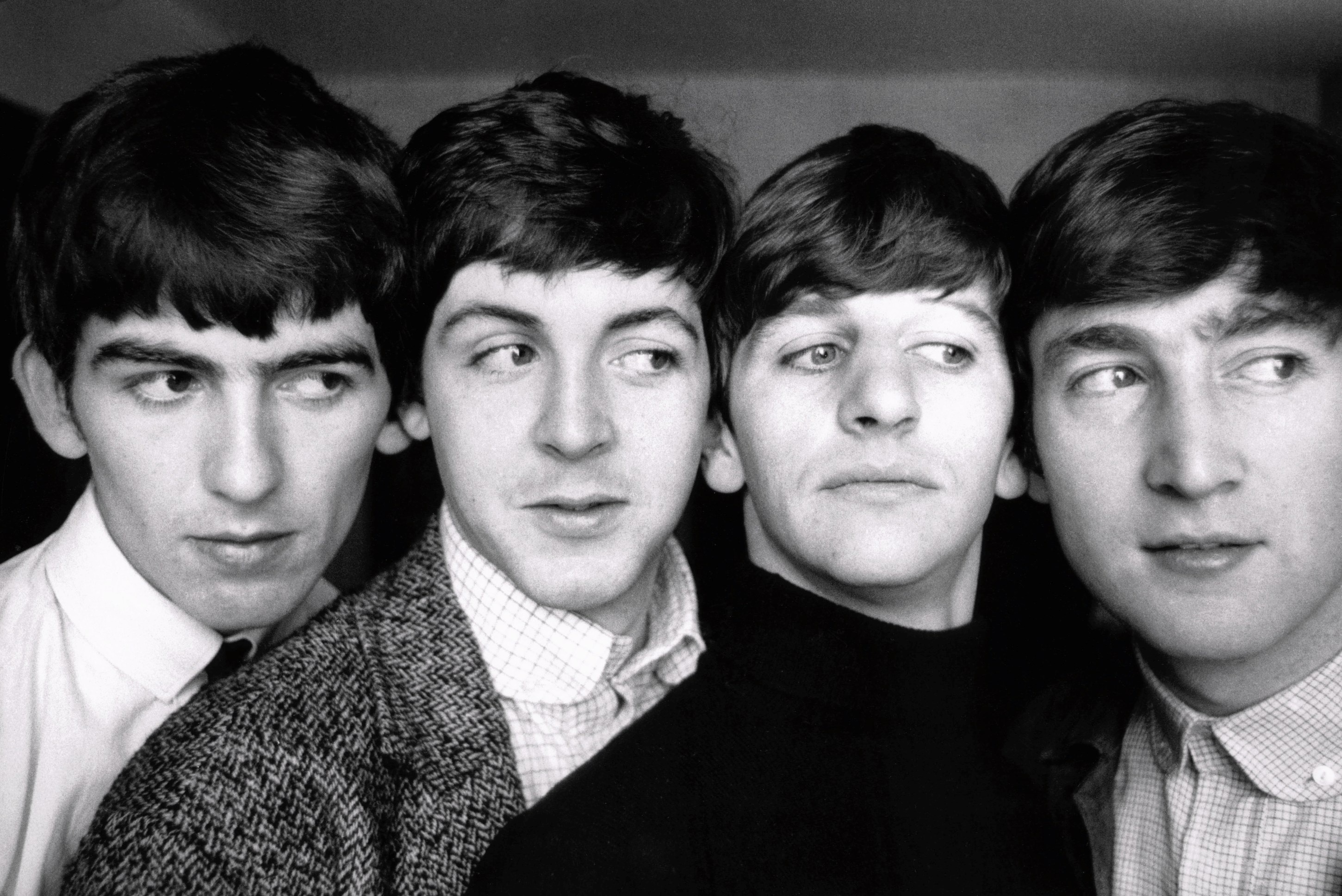 George Harrison, The Beatles, Iconic wallpaper, Lennon, McCartney, 2900x1940 HD Desktop