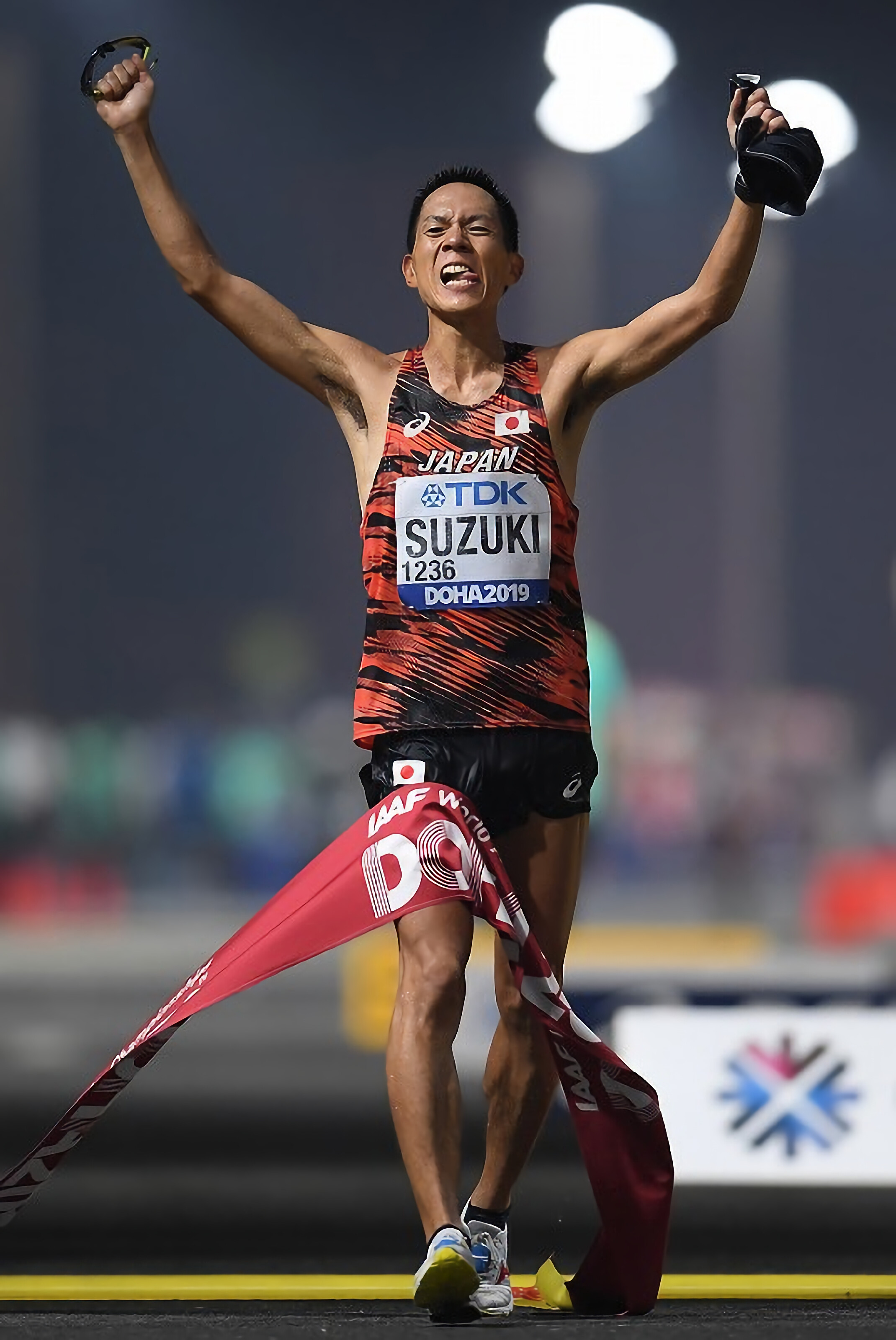 Yusuke Suzuki, Racewalker, World record holder, Competitive spirit, 2140x3200 HD Phone