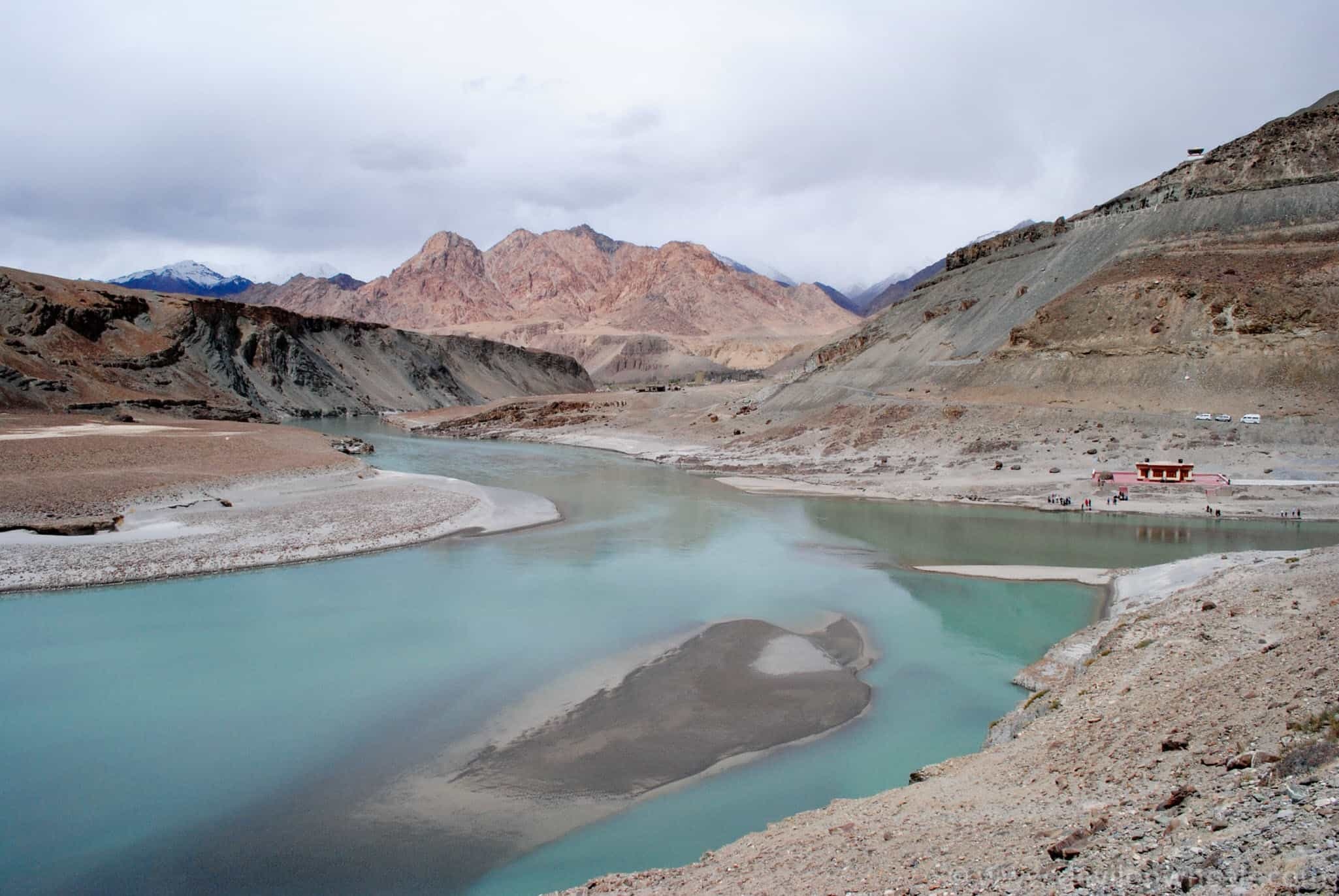 Indus River, Sangam confluence, Zanskar rivers, 2050x1380 HD Desktop