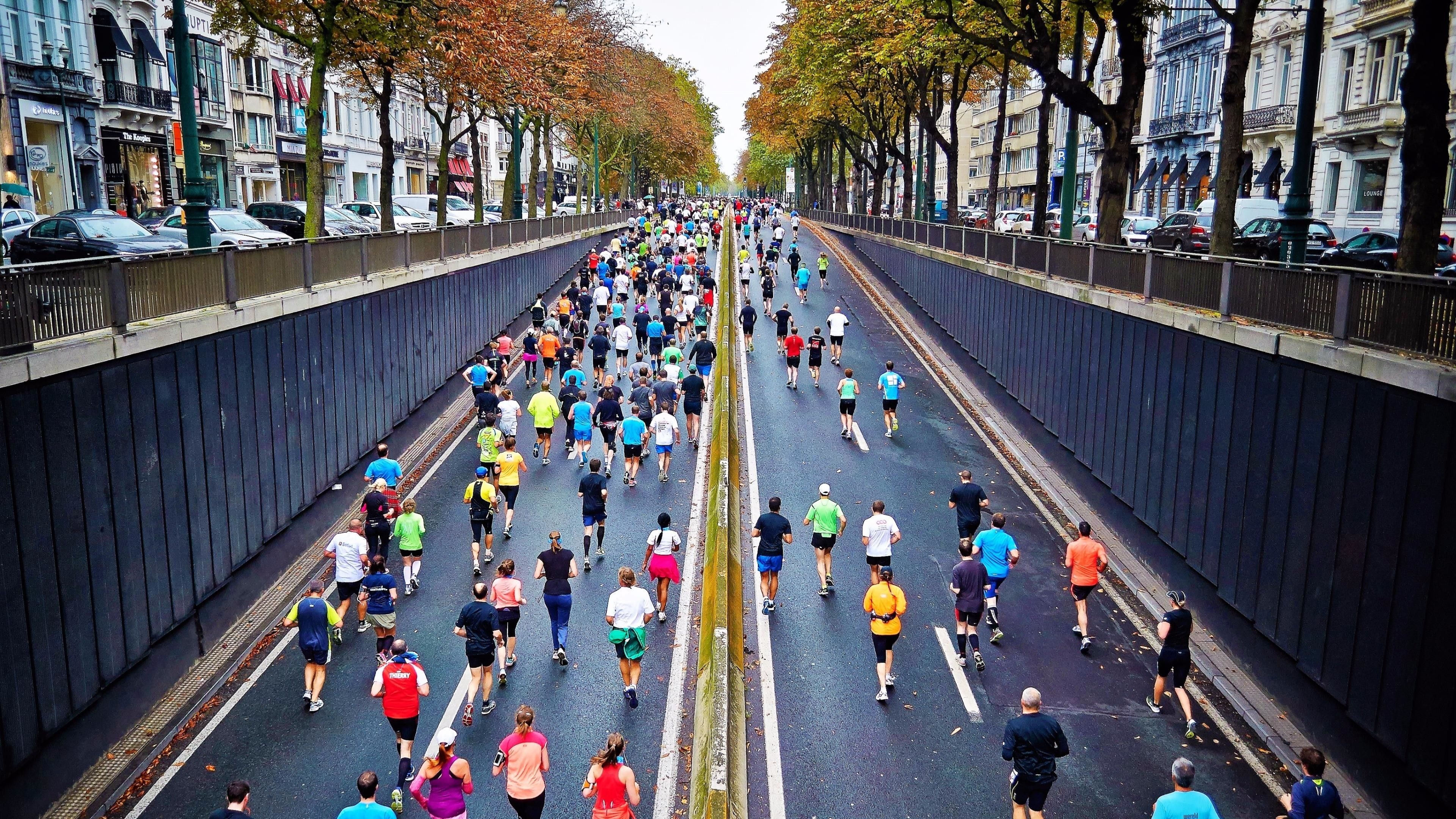 Marathon: Running in the city, A long-distance foot race, An endurance contest, Sightrunning. 3840x2160 4K Wallpaper.