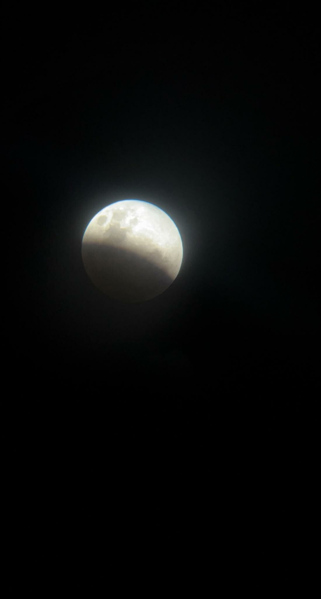 Amateur photos, Celestron telescope, Lunar eclipse, 1100x2050 HD Phone