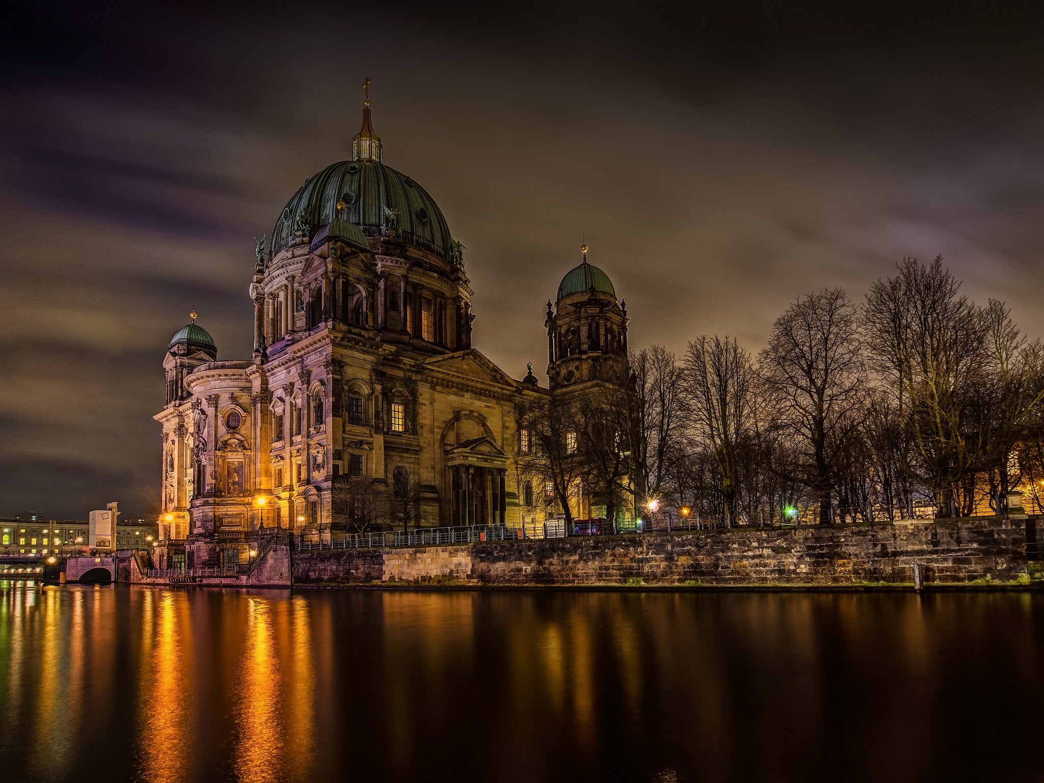 Berlin Dom, Architectural masterpiece, Cultural landmark, Religious icon, 2050x1540 HD Desktop