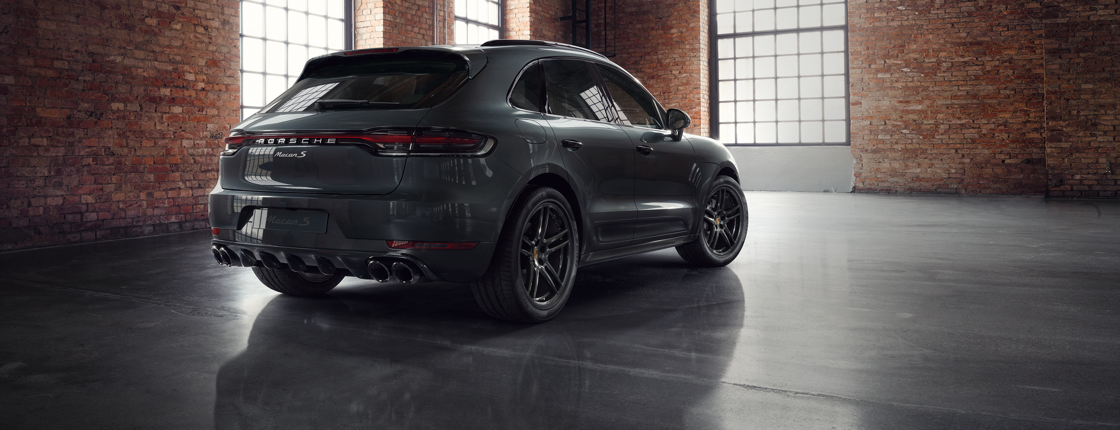 Porsche Macan, Exclusive edition, High-performance crossover, German craftsmanship, 3840x1480 Dual Screen Desktop
