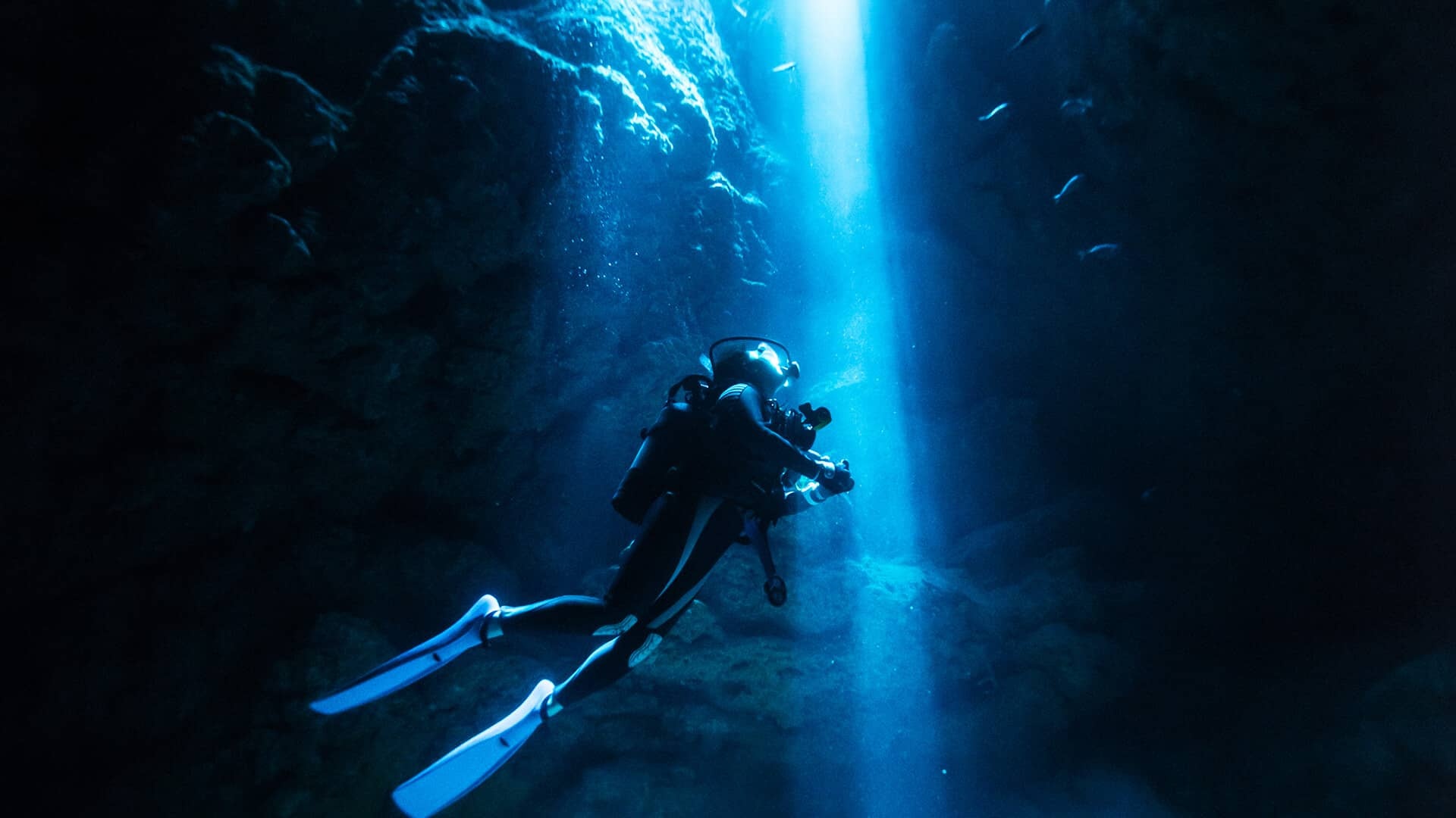 Scuba Diving: Exploring the flooded caves - one of the most dangerous underwater activities in the world. 1920x1080 Full HD Wallpaper.