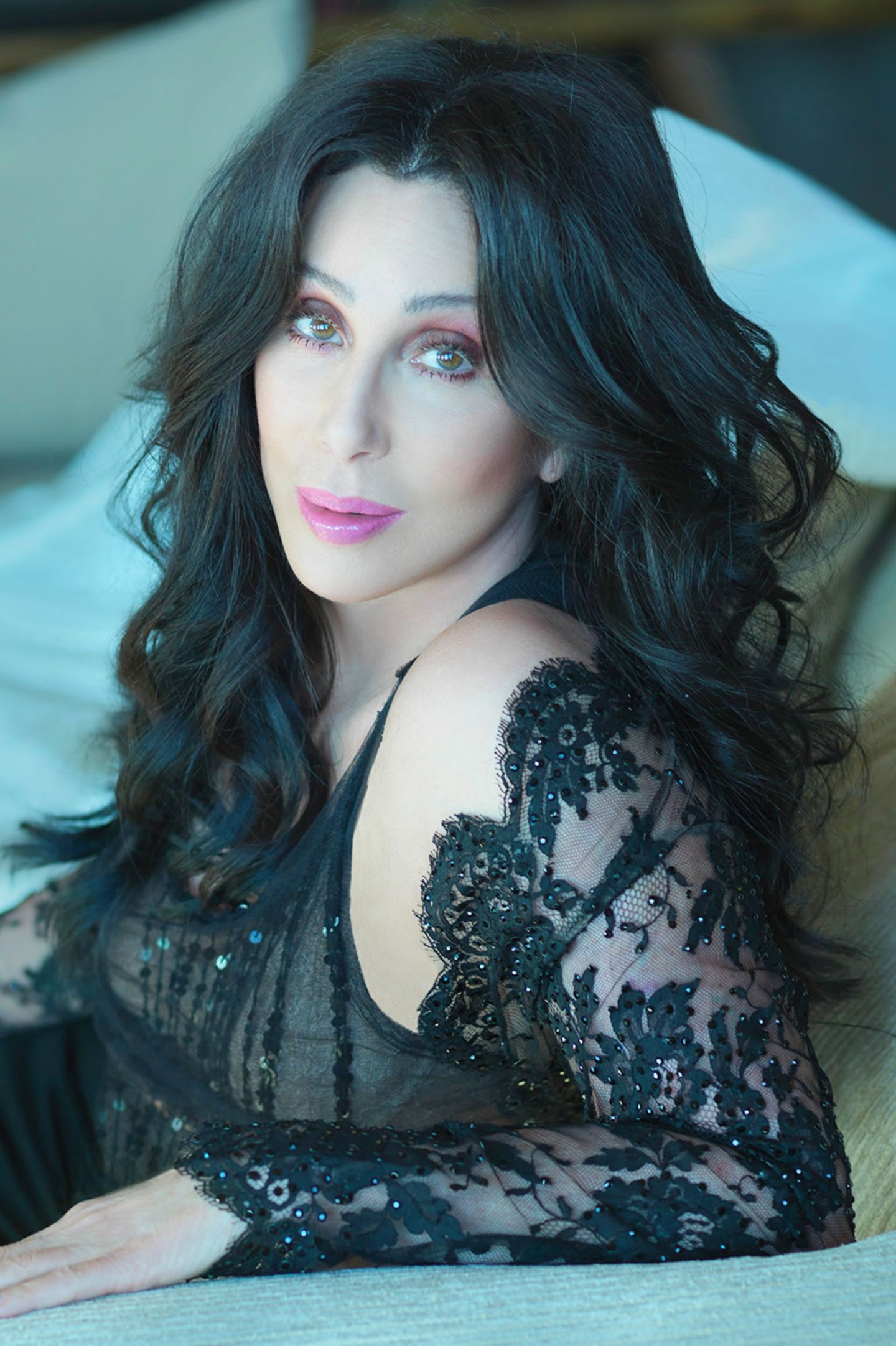 Cher: An iconic performer both as a musician and an actress, A contralto singing voice. 1440x2170 HD Wallpaper.