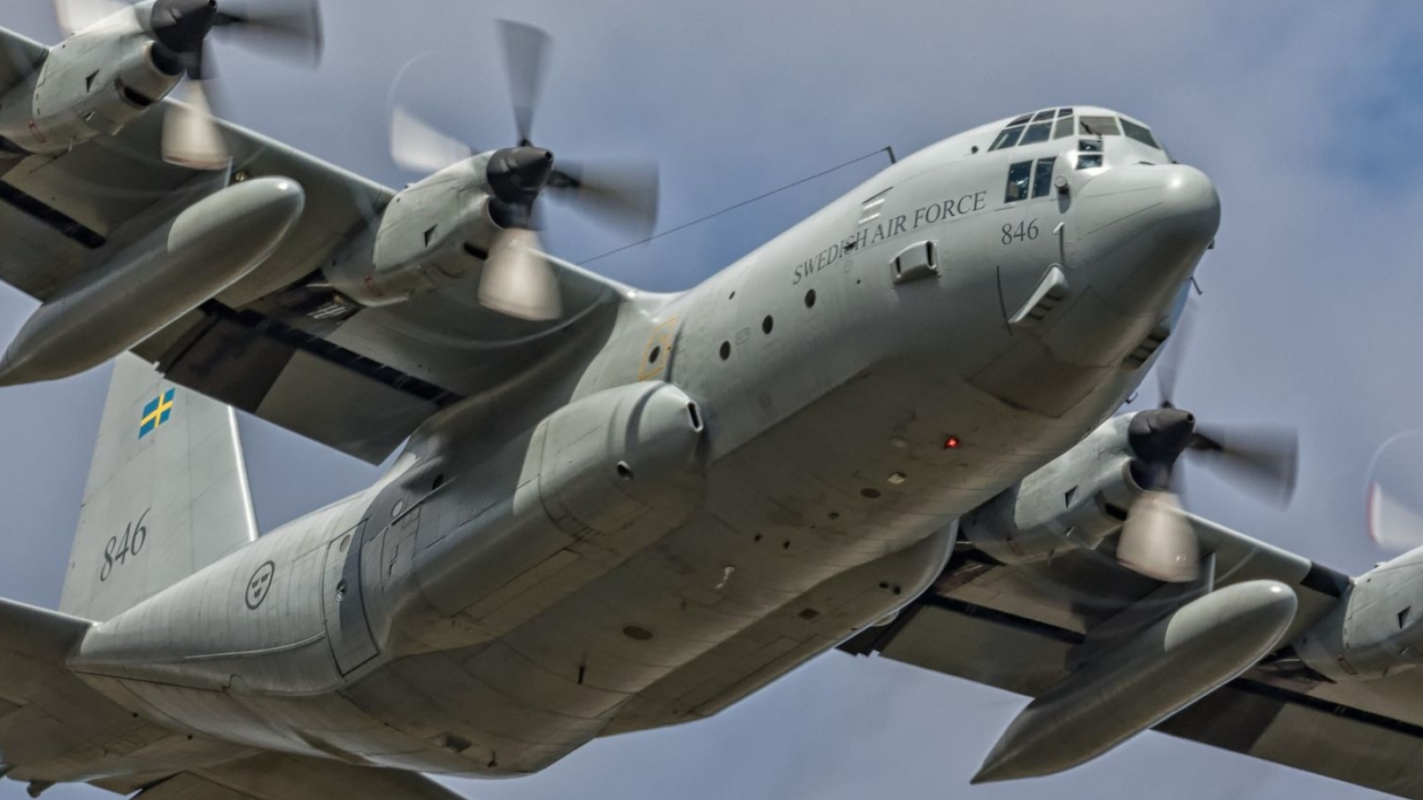 Lockheed C-130 Hercules, Swedish air force power, Aerial superiority, Military strength, 2050x1160 HD Desktop