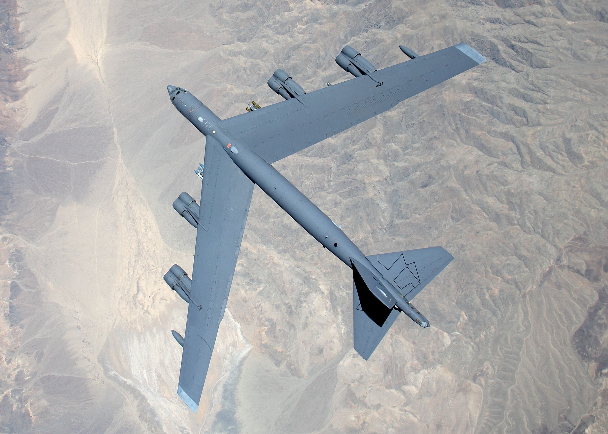 Boeing B-52 Stratofortress 2100 1500 2100x1500