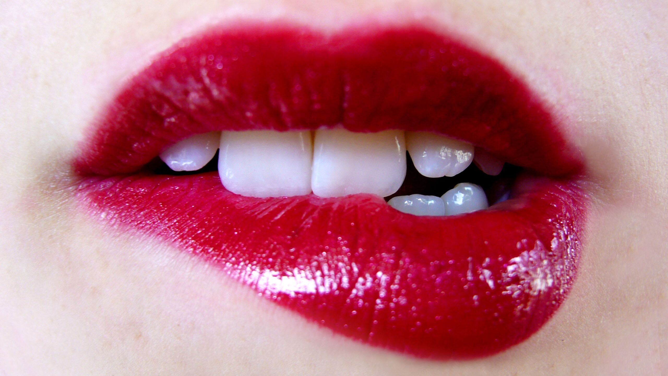 Lipstick: Aesthetic lips colored with red pigmented lip gloss, Teeth whitening. 2560x1440 HD Wallpaper.