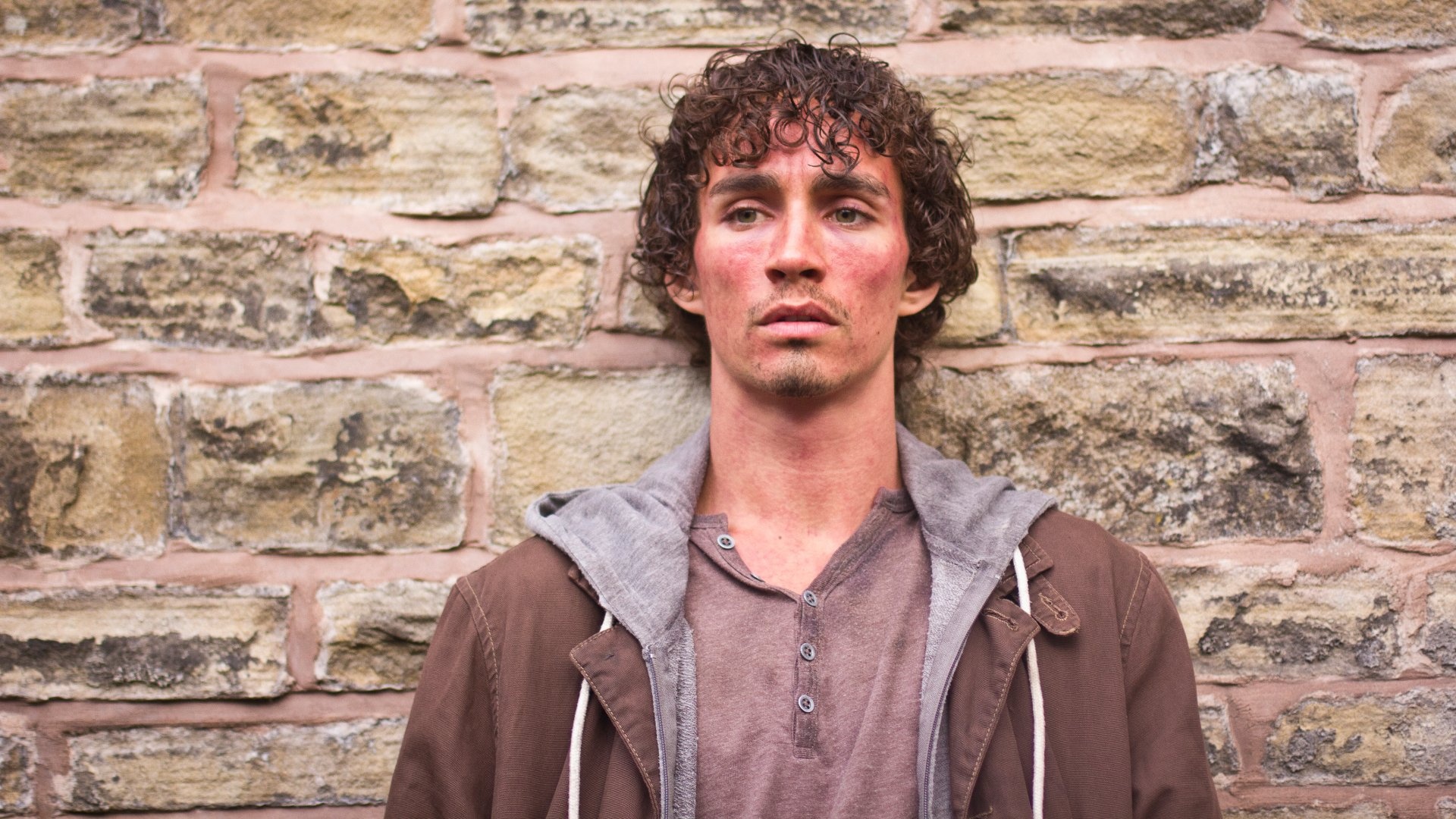 Interview with The Messenger star Robert Sheehan, Candid conversation, Acting process, Fascinating insights, 1920x1080 Full HD Desktop