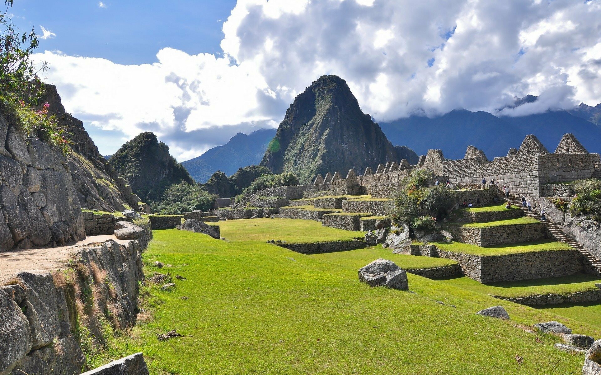 Machu Picchu: One of the few major pre-Columbian ruins found nearly intact, Peru. 1920x1200 HD Wallpaper.