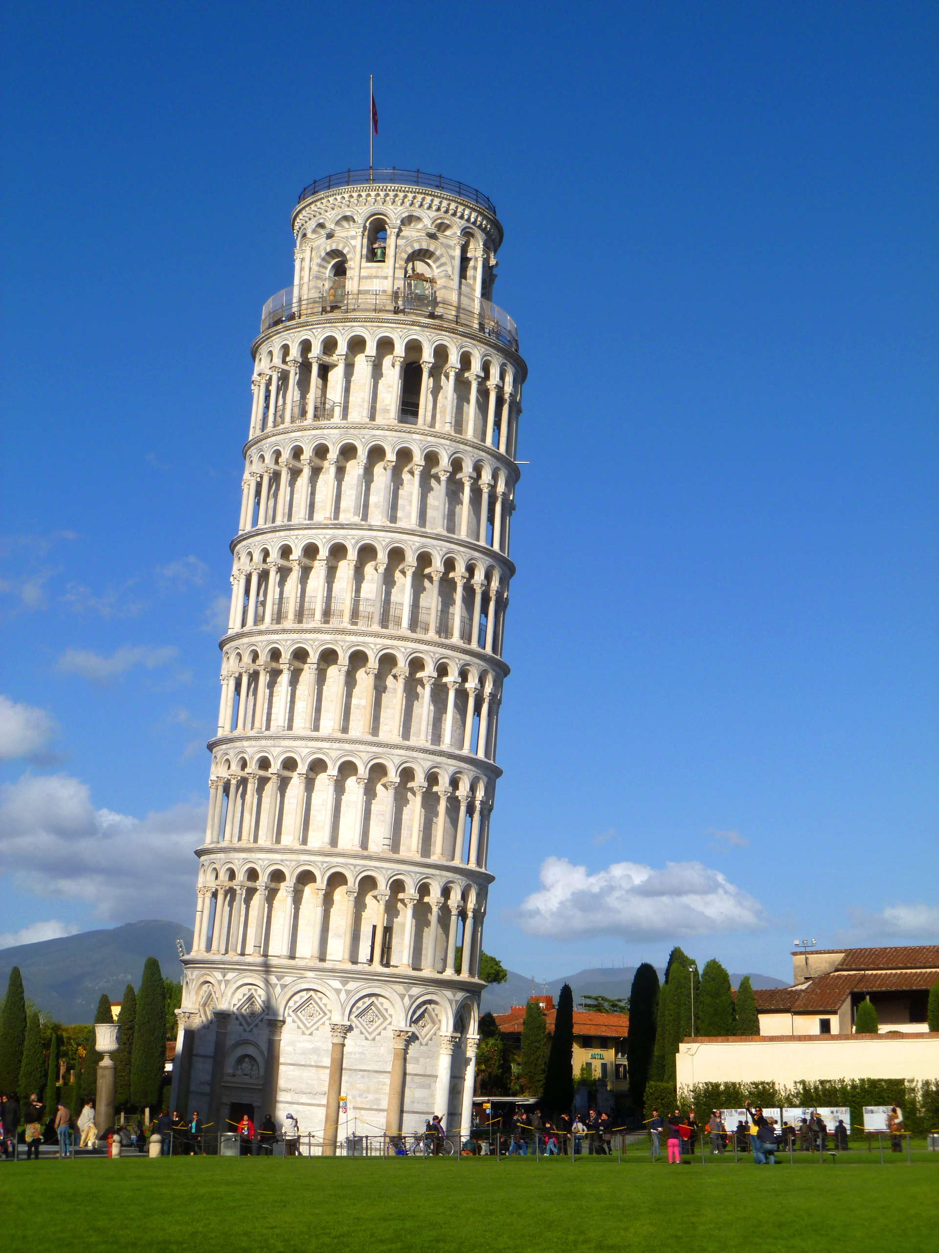 Leaning tower wallpapers, HQ pictures, 4K wallpapers, 1920x2560 HD Handy