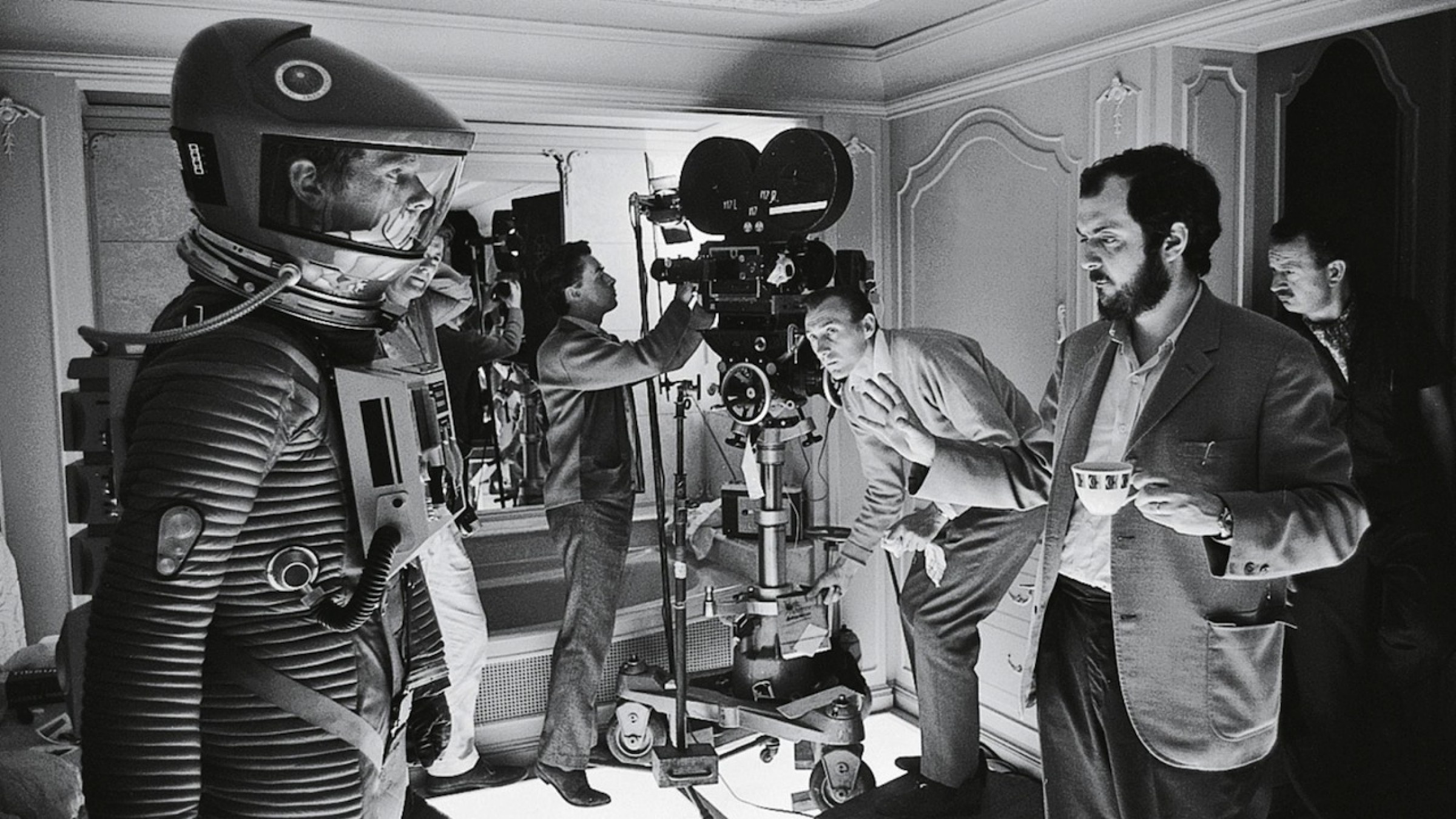 Stanley Kubrick, Shot length analysis, Filmmaking style, Deep insights, 2400x1350 HD Desktop
