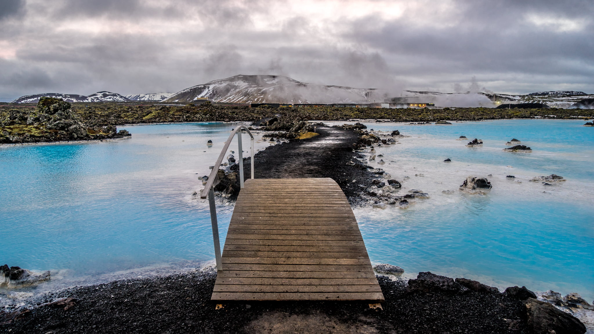 Blue Lagoon, Iceland wallpaper, Tranquil beauty, Stunning scenery, 2050x1160 HD Desktop