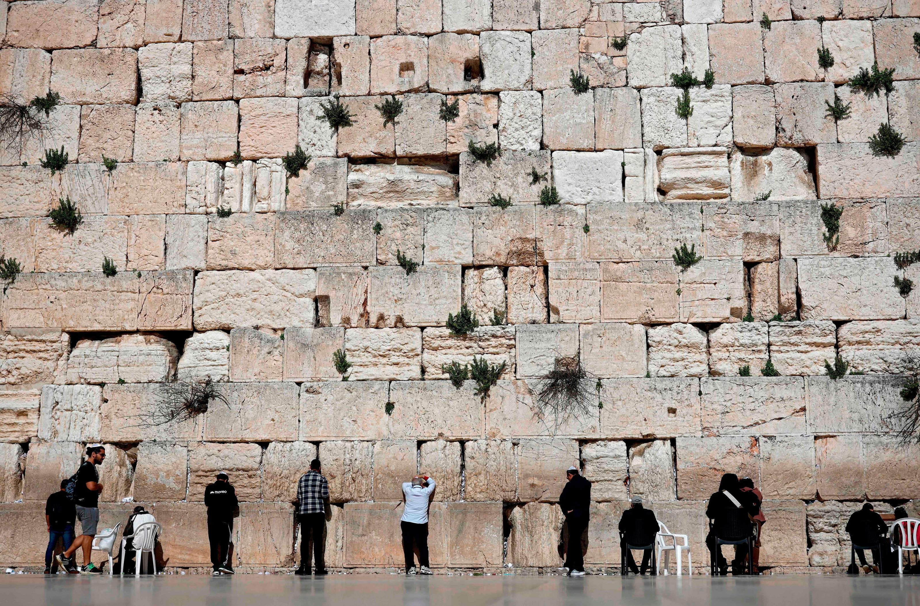 The Western Wall, Trump's pronouncement, Jerusalem opinion, Middle East politics, 3200x2110 HD Desktop