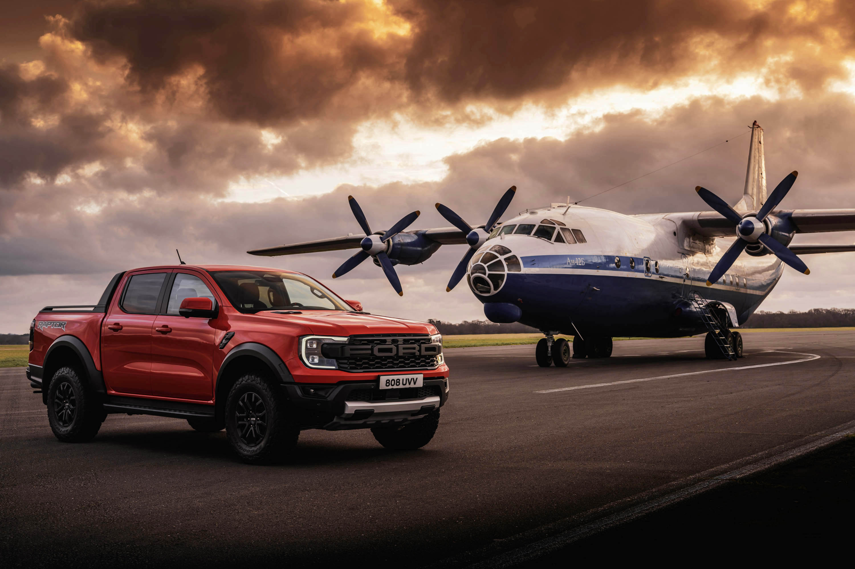 Ford Ranger: Raptor (2023), The name was used as a trim package for F-Series trucks in 1965. 3000x2000 HD Wallpaper.