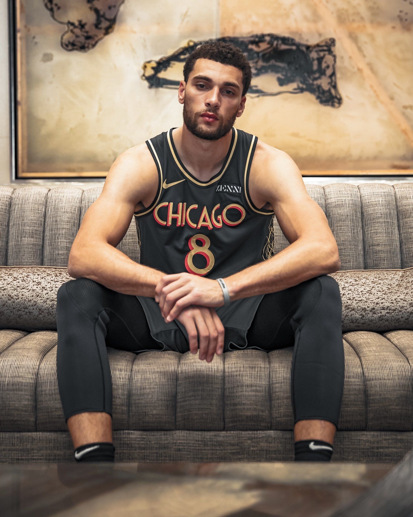 Zach LaVine, Sports star, Chicago Bulls, Basketball, 1640x2050 HD Phone