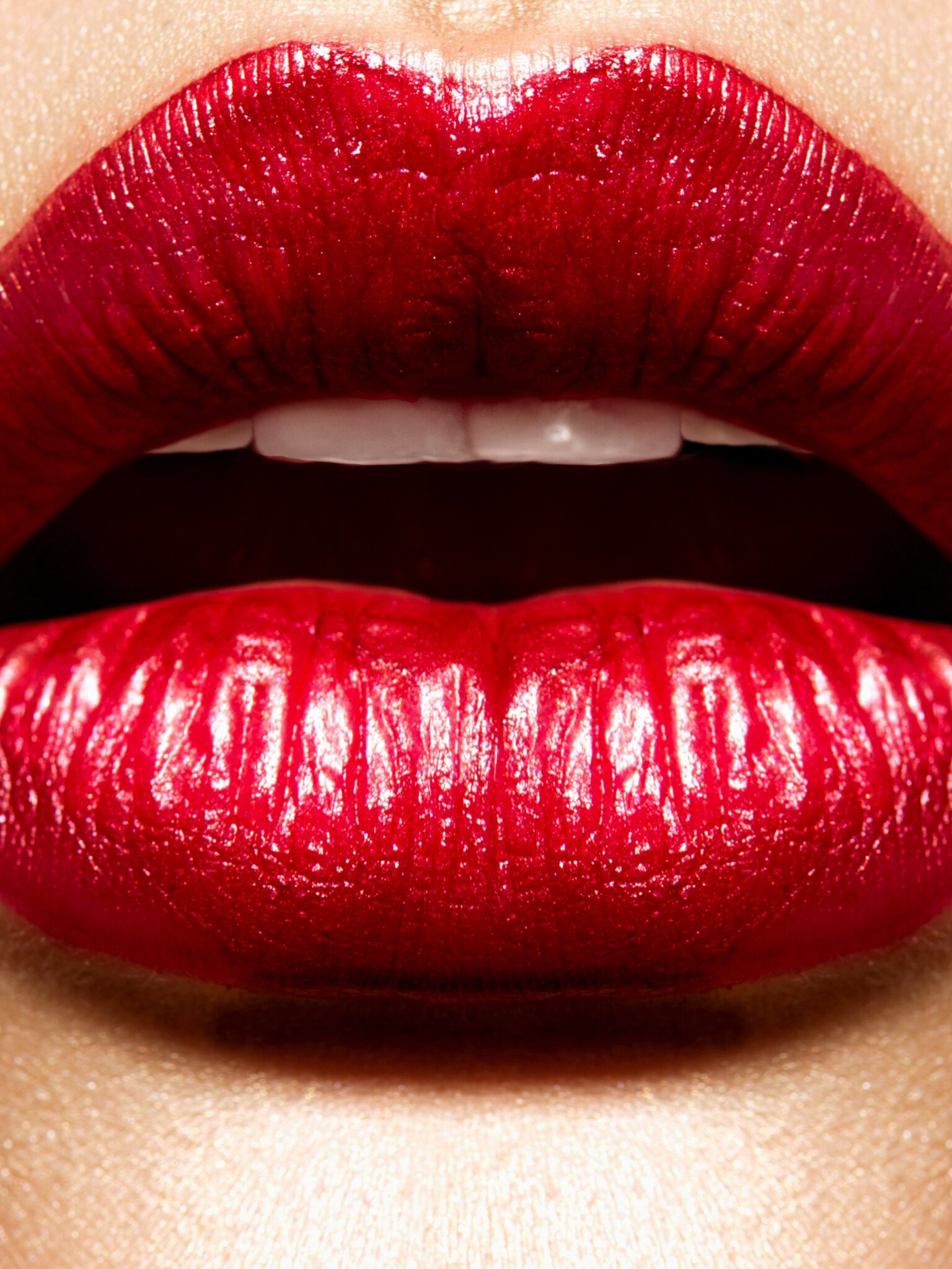 Lipstick: Red lips contouring, A lip shape where the upper lip comes to two distinct points toward the center of the mouth. 1540x2050 HD Wallpaper.