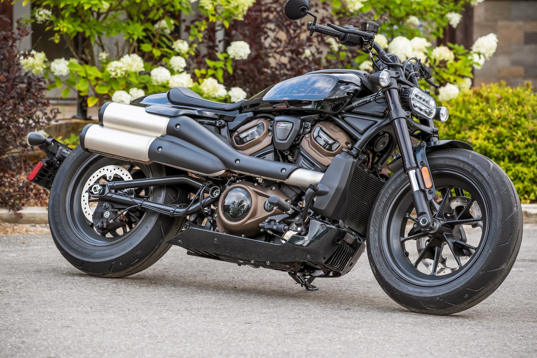 Harley-Davidson Sportster S, Thrilling ride, First-class comfort, Unleashed power, 2160x1440 HD Desktop