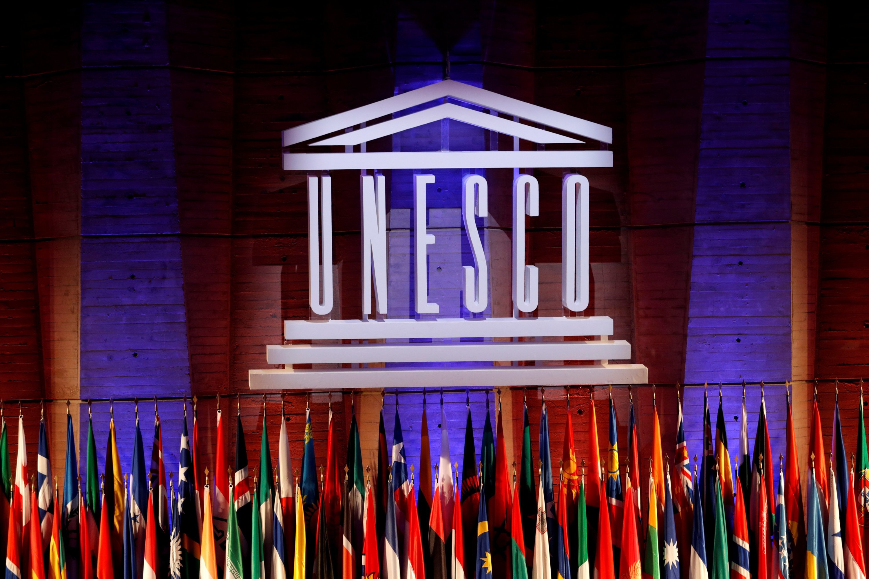 UNESCO Travels, Emirate Nachrichtenagentur die, In den nationalen, Lehrplan aufgenommen, 3000x2000 HD Desktop