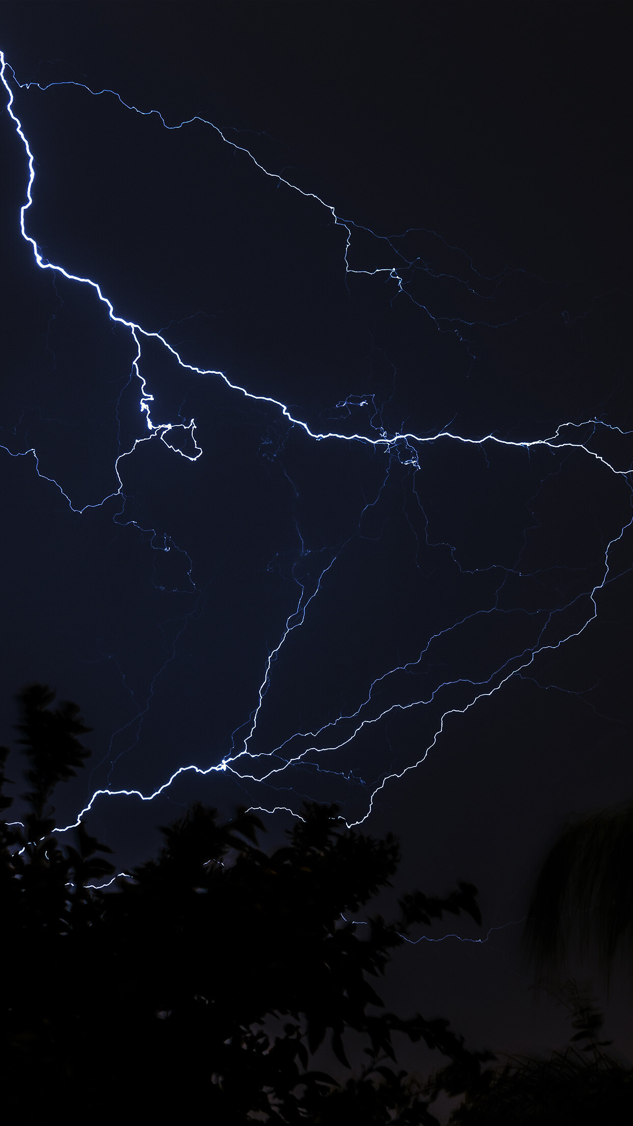 iPhone11 wallpaper, NJ84 thunder bolt, Sky night dark, Lightning, 1250x2210 HD Phone