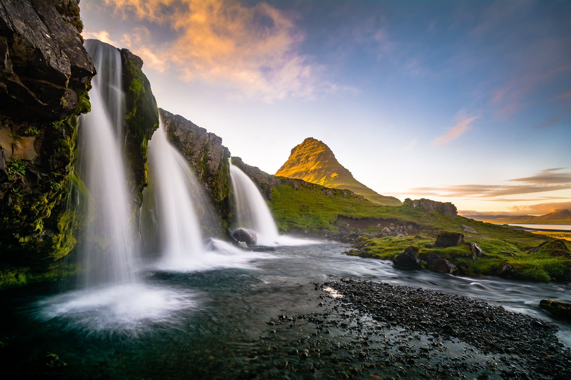 Kirkjufell time lapse, Perfect cone mountain, Iceland, Water falls, 2000x1340 HD Desktop
