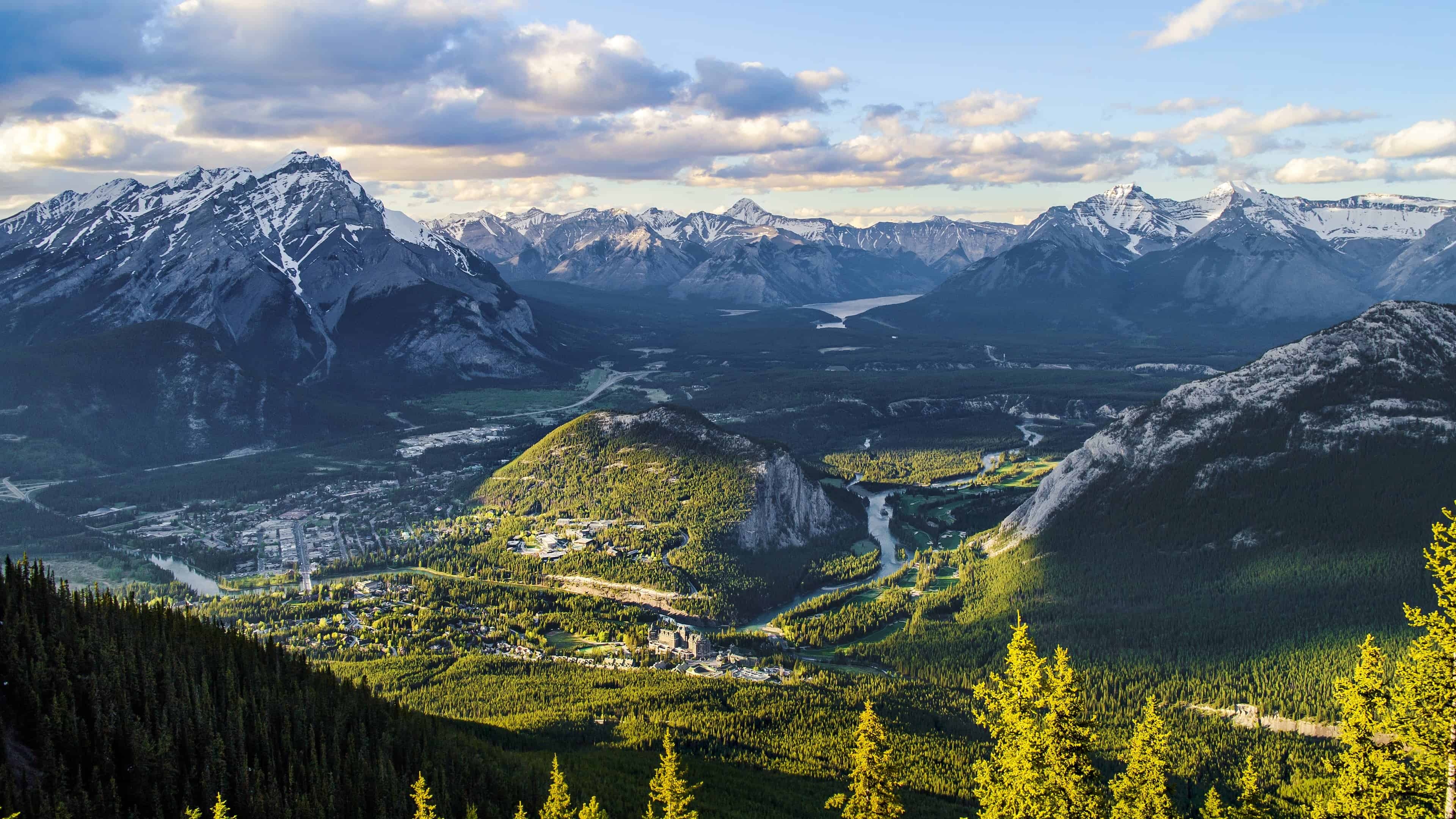 Sulphur Mountain bietet einen Panoramablick auf den Banff National Park, 3840x2160 4K Desktop