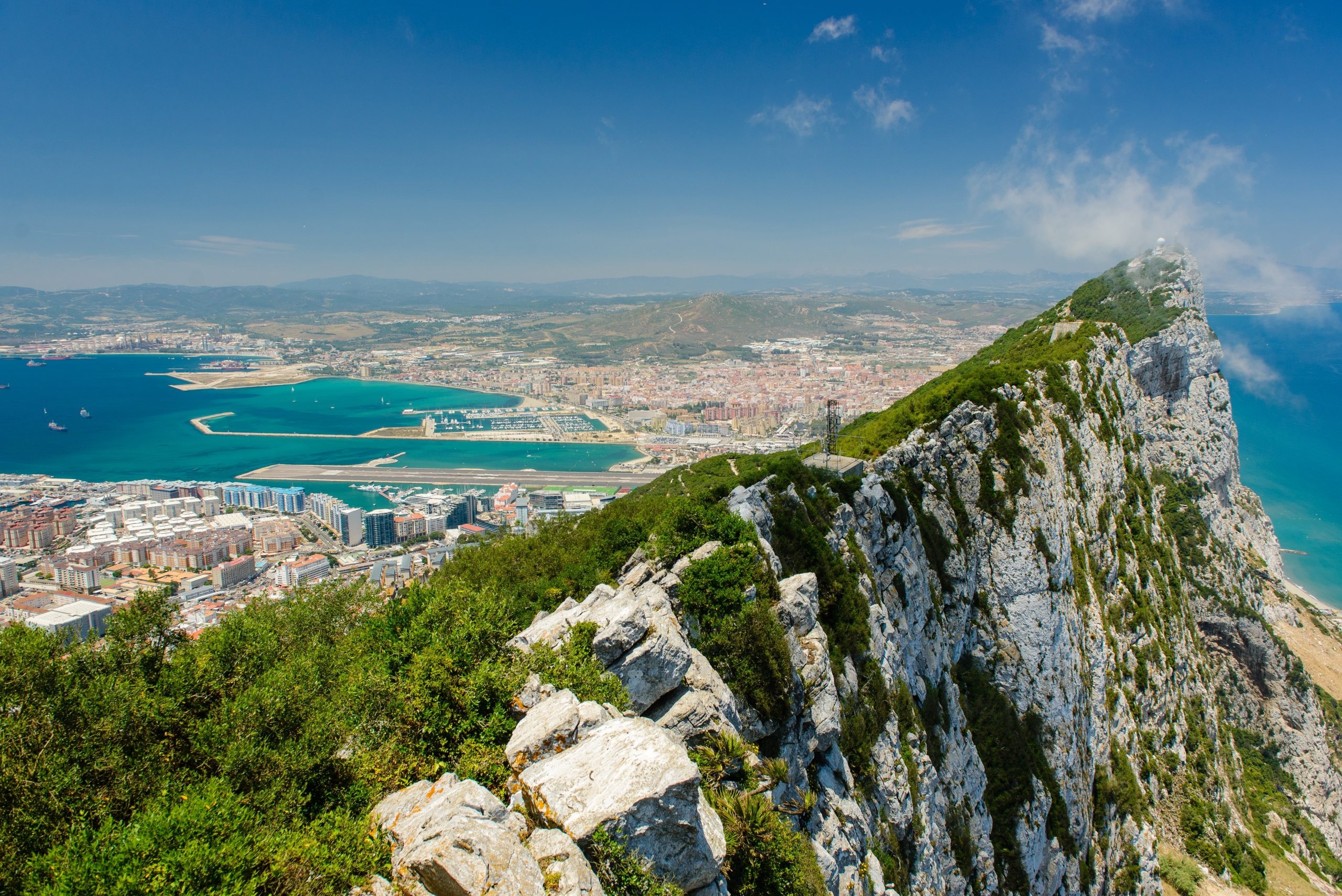 The rock in the raw, Morning in Gibraltar, Fascinating sight, Quick visit, 2560x1710 HD Desktop