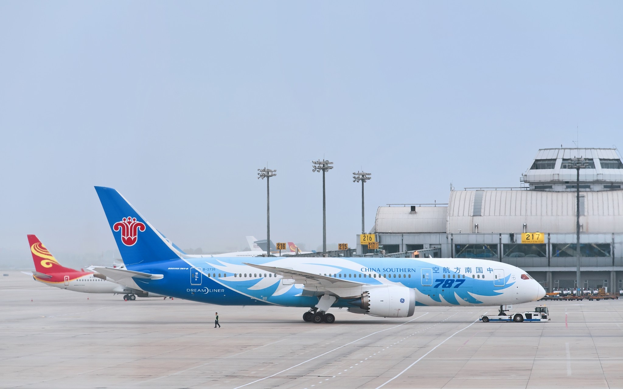 China Southern Airlines, Suspends remaining order, Boeing 737 planes, Aviation news, 2050x1280 HD Desktop