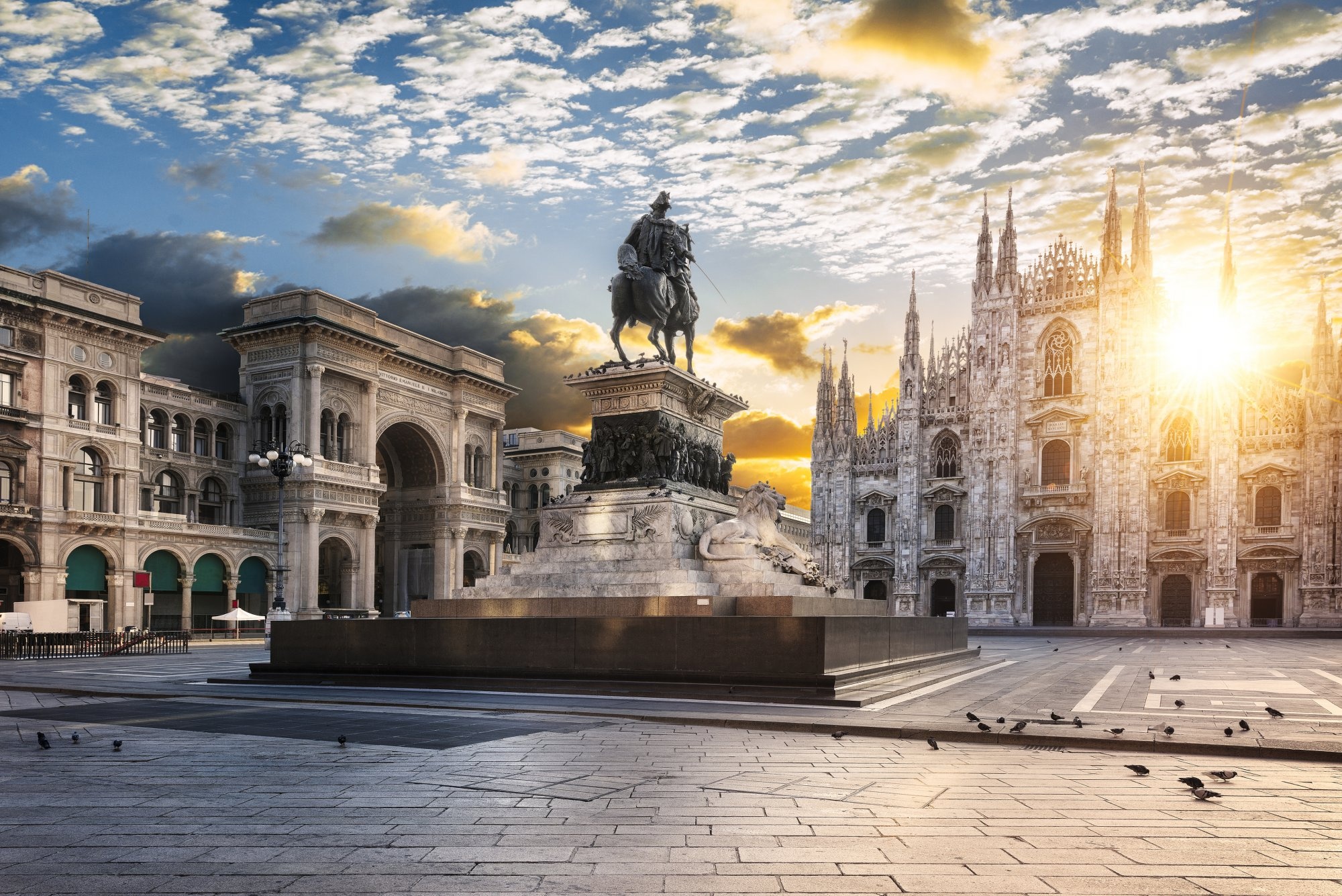 Milan attractions, Modeling industry, Unique experiences, Italian city, 2000x1340 HD Desktop