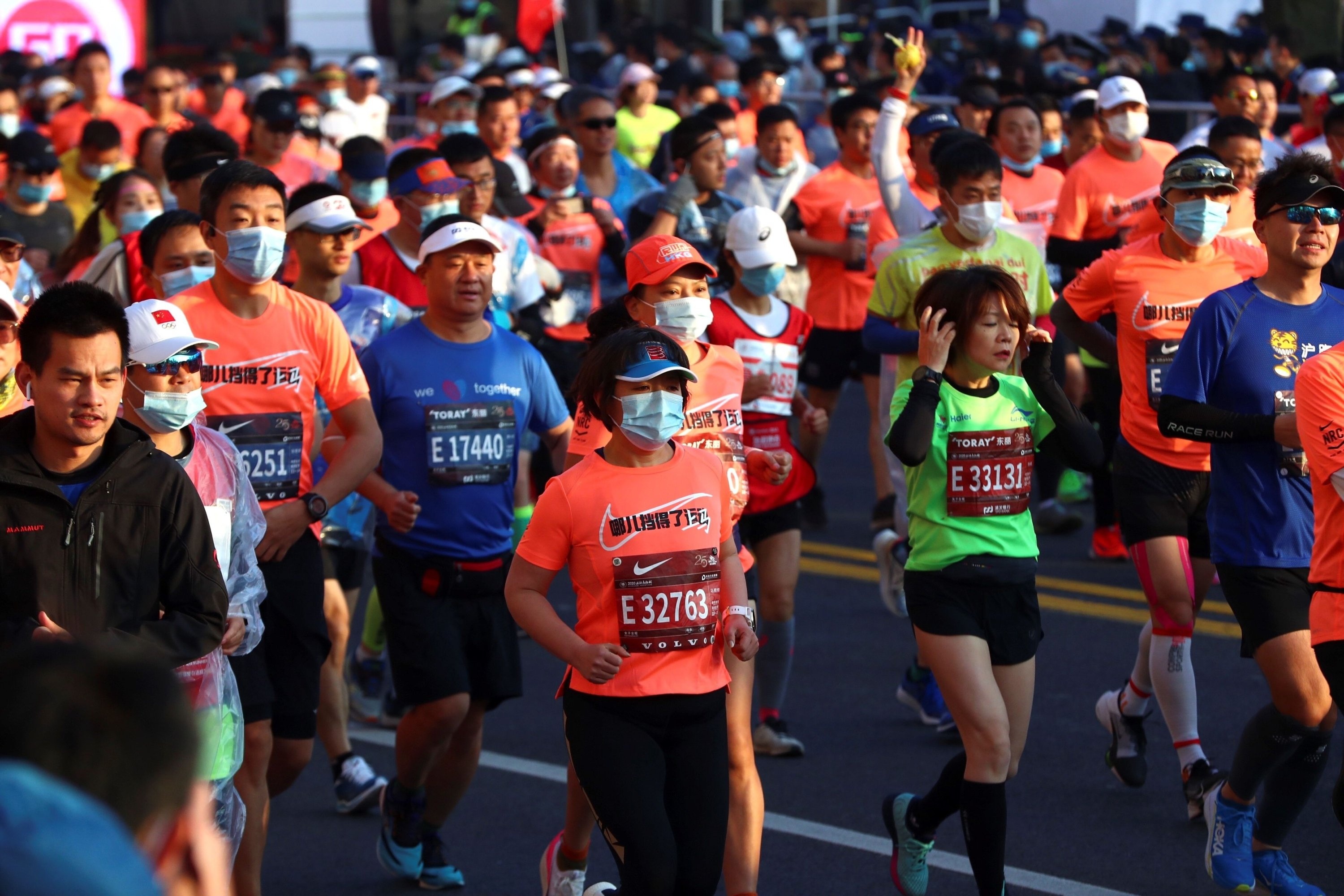 Marathon: 9,000 runners, Shanghai International Marathon Sunday 2020, Competitive running. 3000x2000 HD Wallpaper.