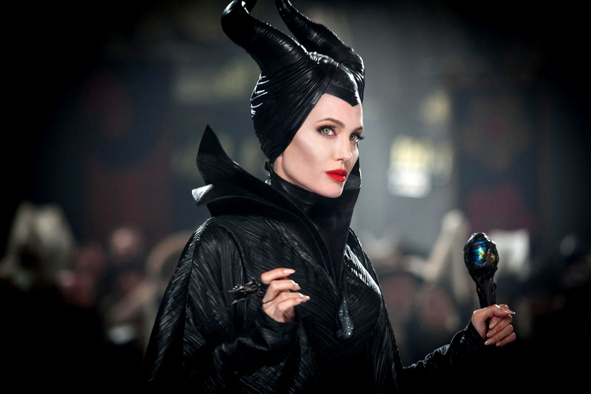 Angelina Jolie, Maleficent, Movie wallpapers, 1920x1280 HD Desktop