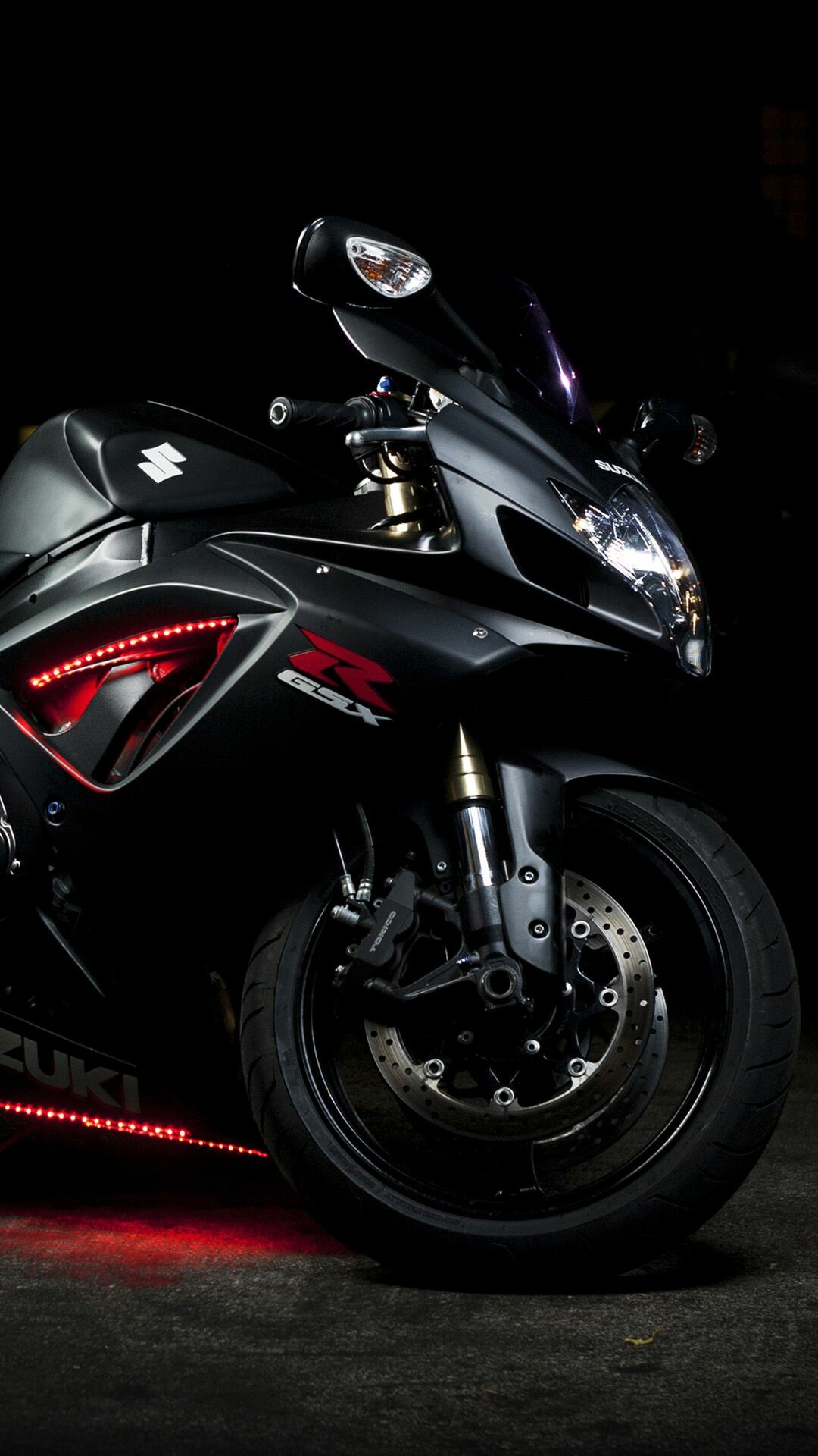Suzuki Hayabusa: Bike, Powered by 1340cc BS6 engine which develops a power of 187.3 bhp. 1080x1920 Full HD Background.