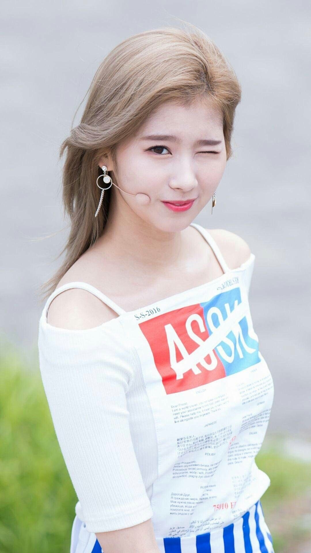 Sana (TWICE), iPhone wallpapers, 4K & HD resolutions, Stunning images, 1080x1920 Full HD Handy