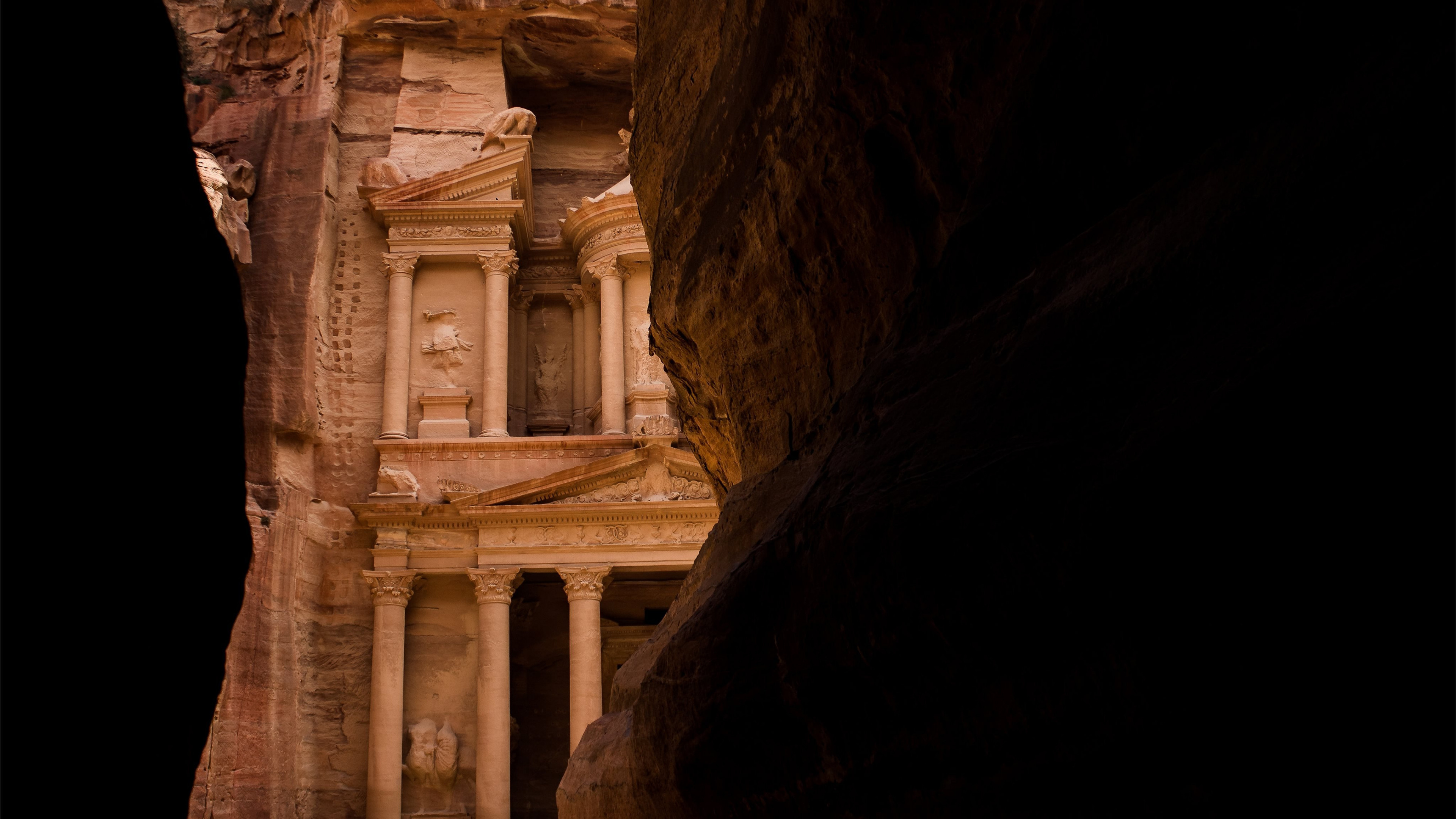 Petra desktop wallpaper, Stunning images, Captivating landscape, Iconic destination, 3840x2160 4K Desktop