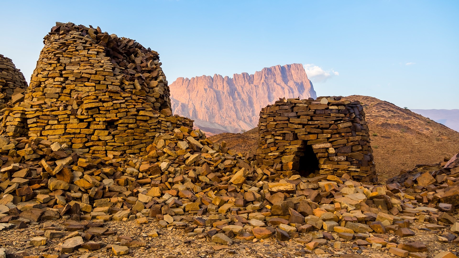 Oman: Archaeological Site, Al-Ain, Jabal Misht, Ad-Dakhiliyah. 1920x1080 Full HD Wallpaper.