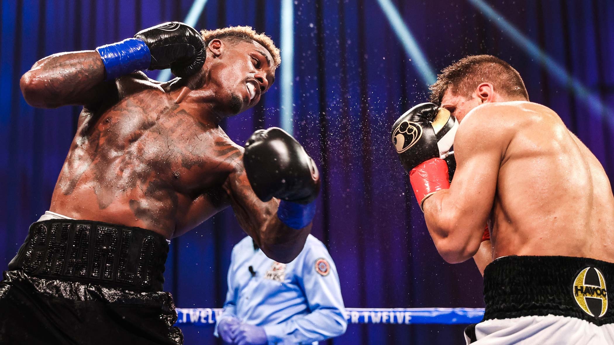 Jermall Charlo, Undefeated record, Decision win, 2100x1190 HD Desktop