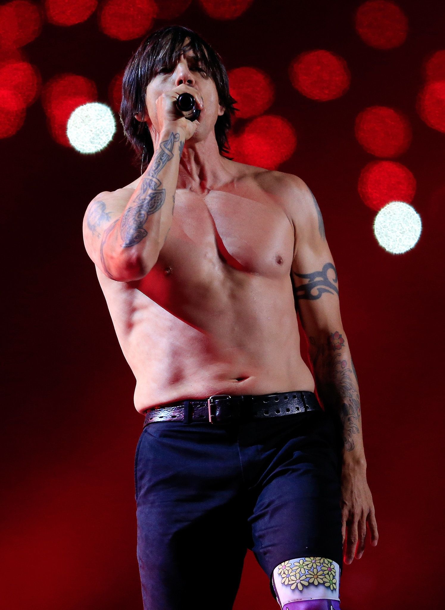Anthony Kiedis, Red Hot Chili Peppers, Pins and badges, 1500x2050 HD Handy
