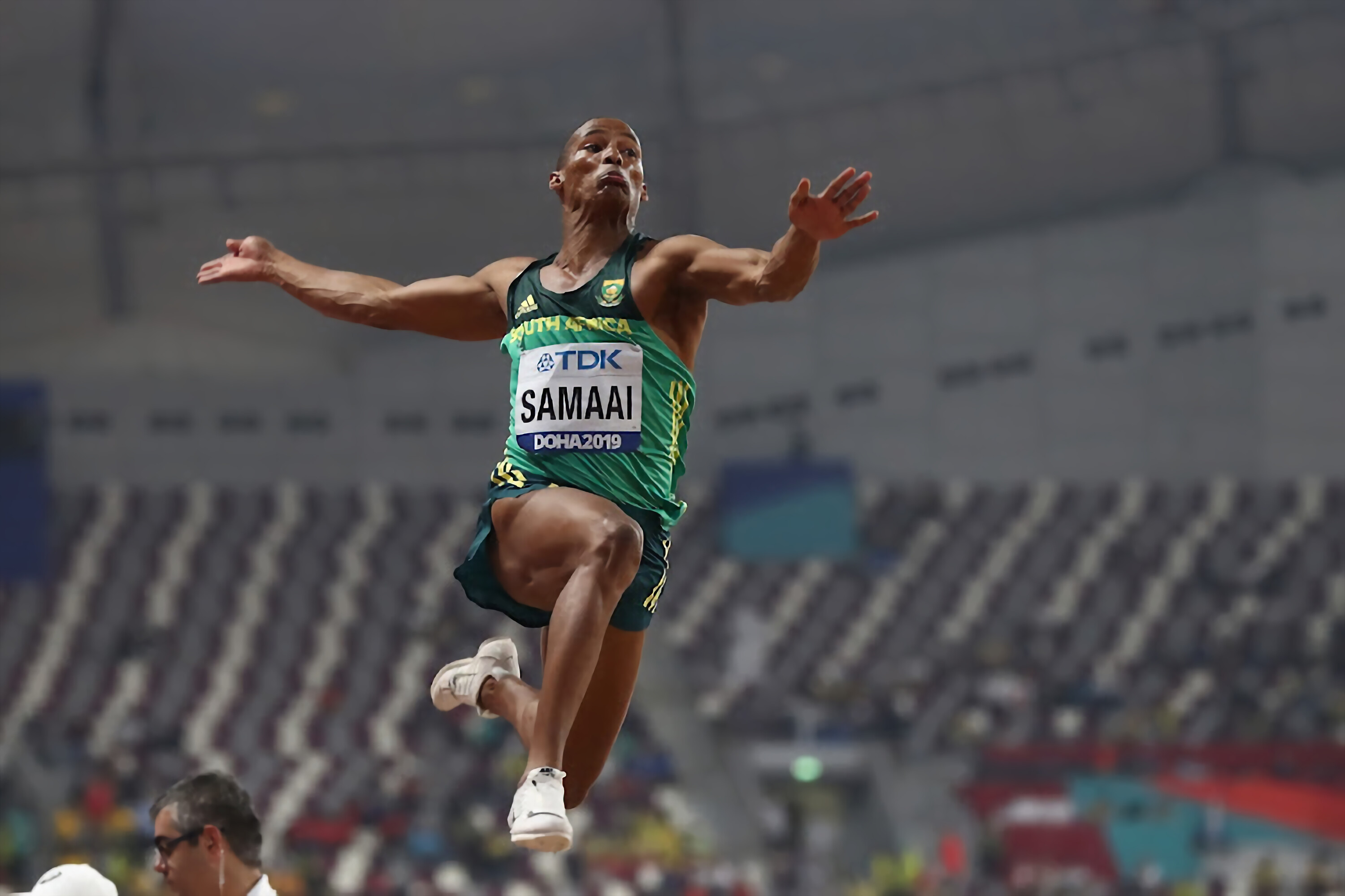 Ruswahl Samaai, Long jump master, Soaring through air, Record-breaking leaps, 3000x2000 HD Desktop
