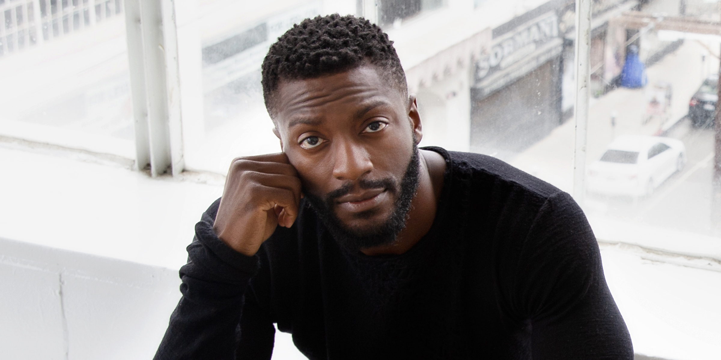 Aldis Hodge, Leading man, From Friday Night Lights to City on a Hill, Versatile actor, 2400x1200 Dual Screen Desktop