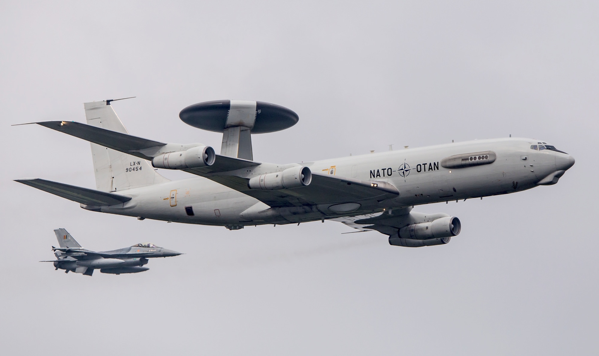 Boeing E-3, Airborne radars, European Security & Defense, 2000x1190 HD Desktop