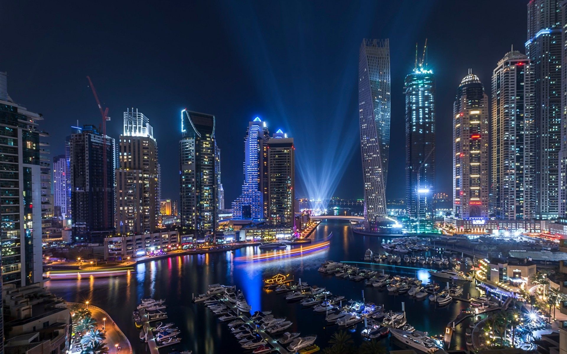 Dubai: Known as the 'Shopping Capital of the Middle East'. 1920x1200 HD Background.