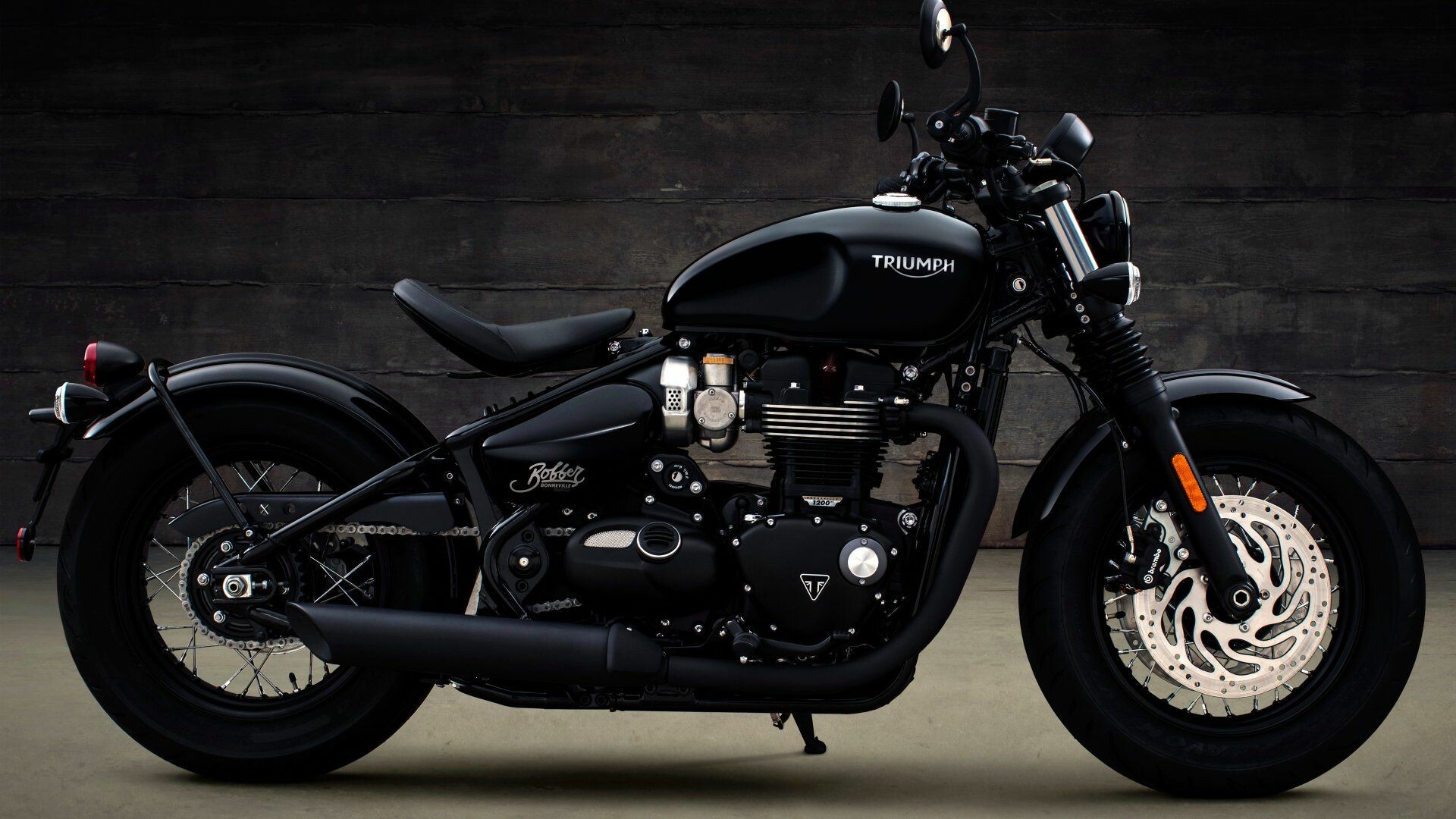 Triumph Motorcycles: Bonneville Bobber, A bobber-style cruiser motorcycle. 1920x1080 Full HD Background.